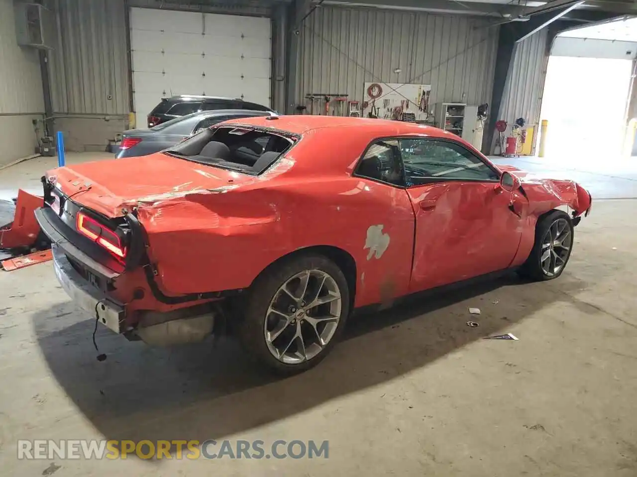 3 Photograph of a damaged car 2C3CDZJG3MH605170 DODGE CHALLENGER 2021