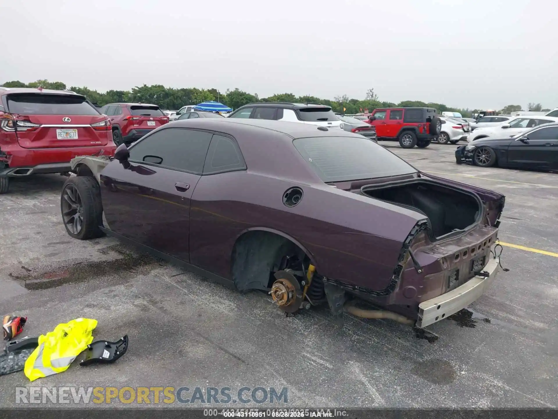 3 Photograph of a damaged car 2C3CDZJG5MH533355 DODGE CHALLENGER 2021
