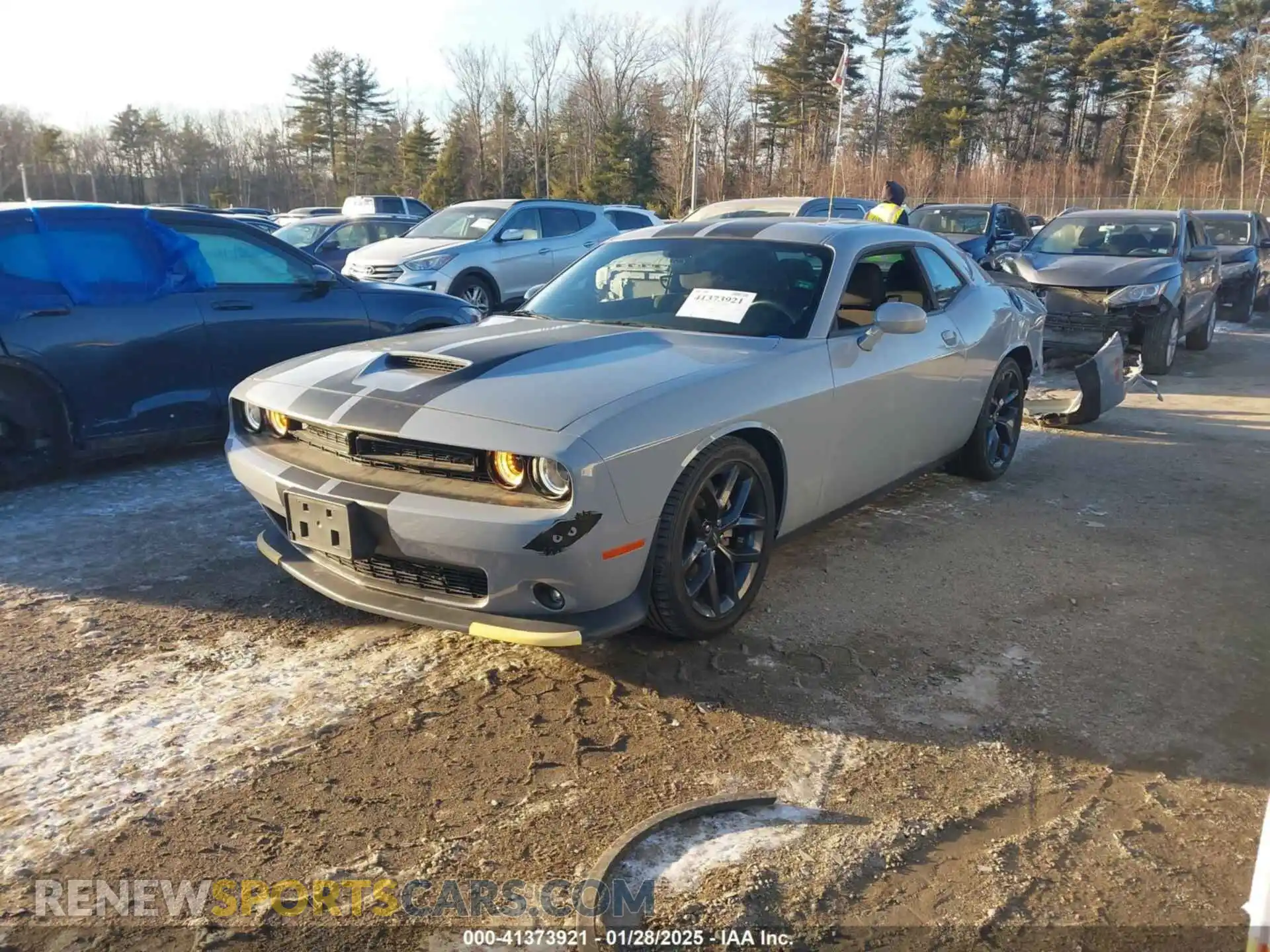 2 Photograph of a damaged car 2C3CDZJG6MH676377 DODGE CHALLENGER 2021
