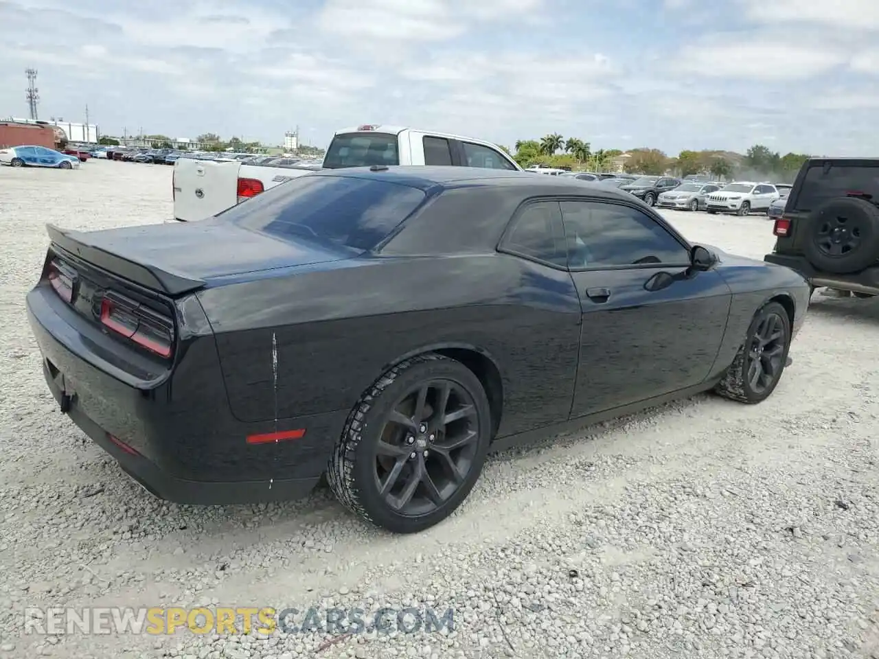 3 Photograph of a damaged car 2C3CDZJG7MH507100 DODGE CHALLENGER 2021