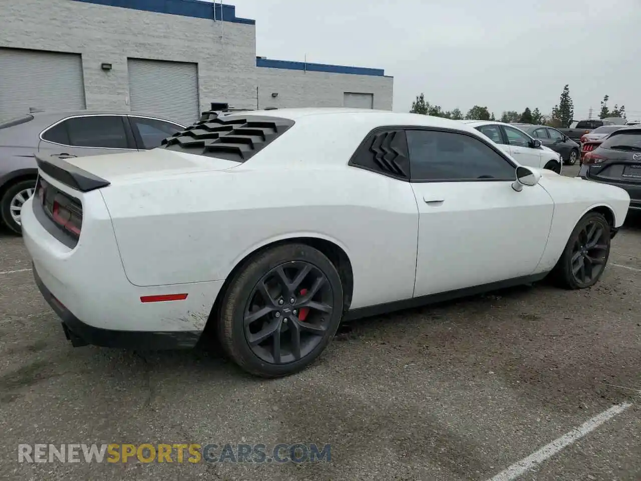 3 Photograph of a damaged car 2C3CDZJG8MH510586 DODGE CHALLENGER 2021