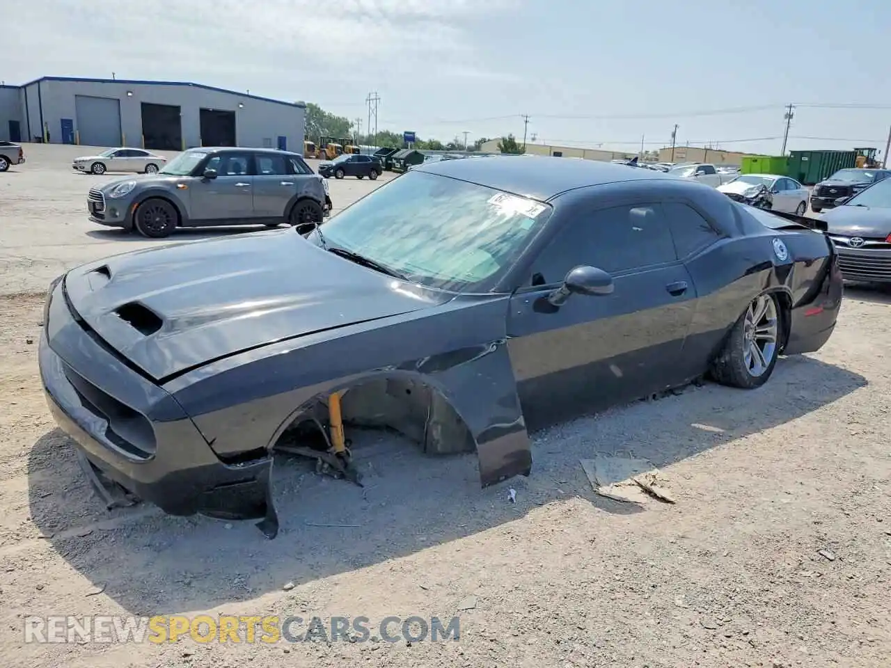 1 Photograph of a damaged car 2C3CDZJG9MH672646 DODGE CHALLENGER 2021