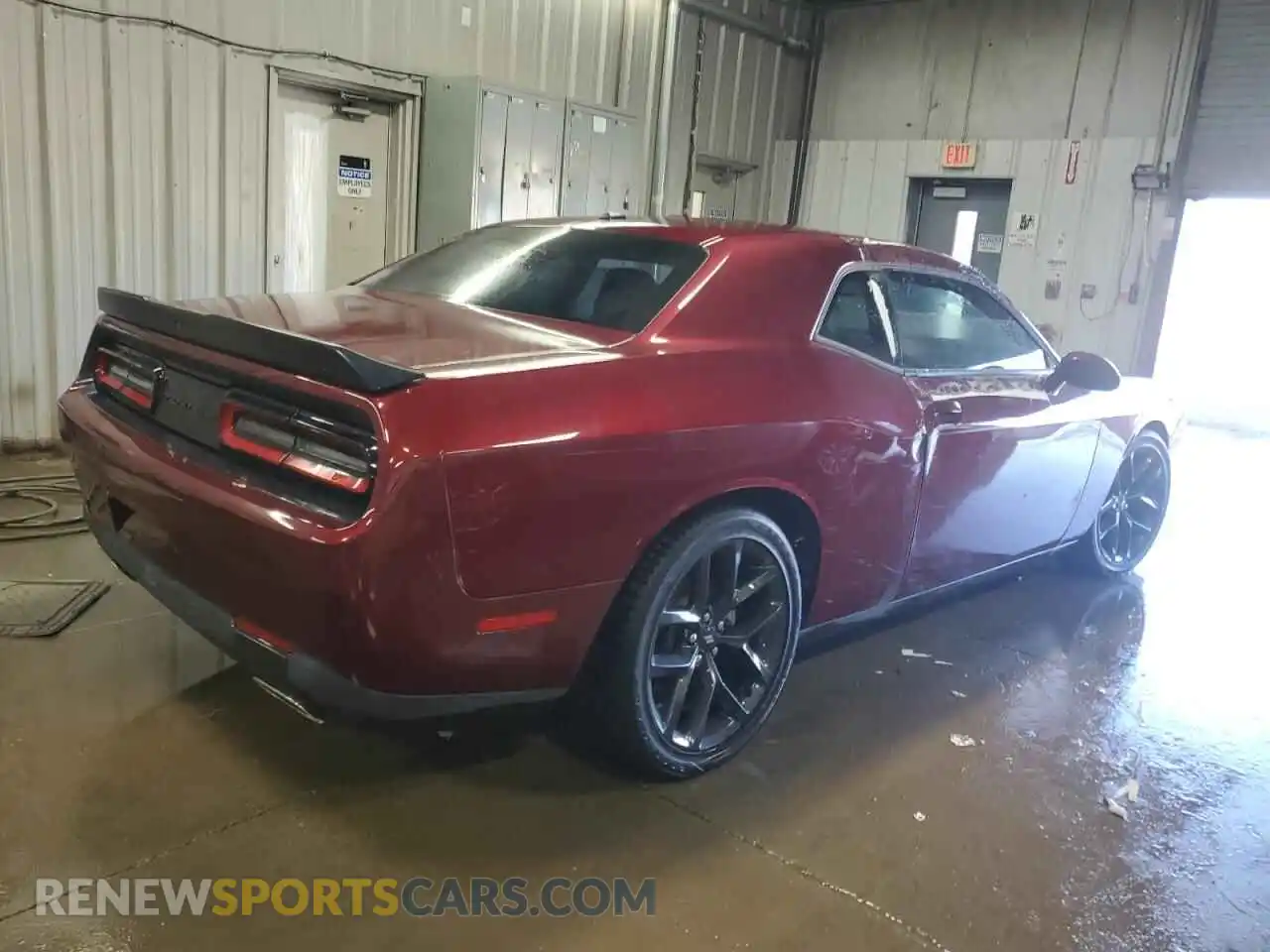 3 Photograph of a damaged car 2C3CDZJGXMH674356 DODGE CHALLENGER 2021
