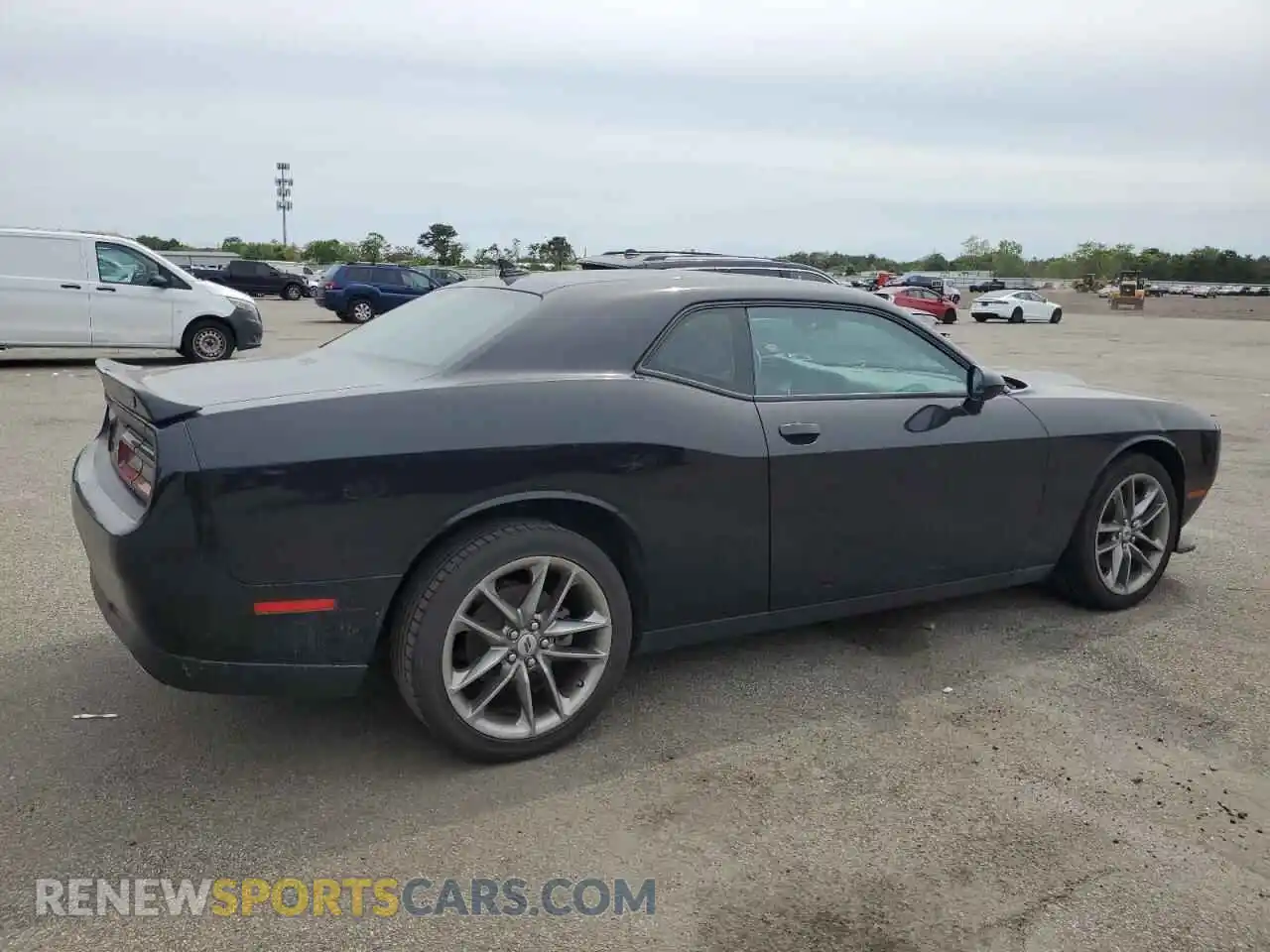 3 Photograph of a damaged car 2C3CDZKG7MH556358 DODGE CHALLENGER 2021