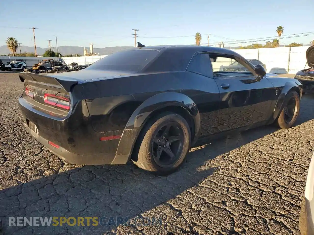 3 Photograph of a damaged car 2C3CDZL93MH637356 DODGE CHALLENGER 2021