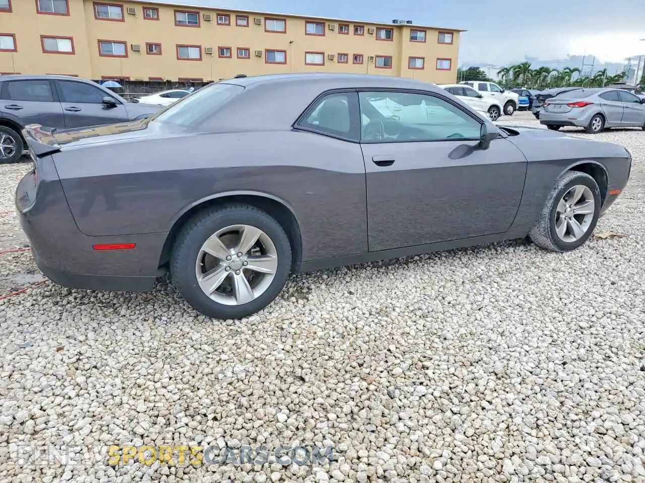 3 fotografías del automóvil dañado 2C3CDZAG8NH242592 DODGE CHALLENGER 2022