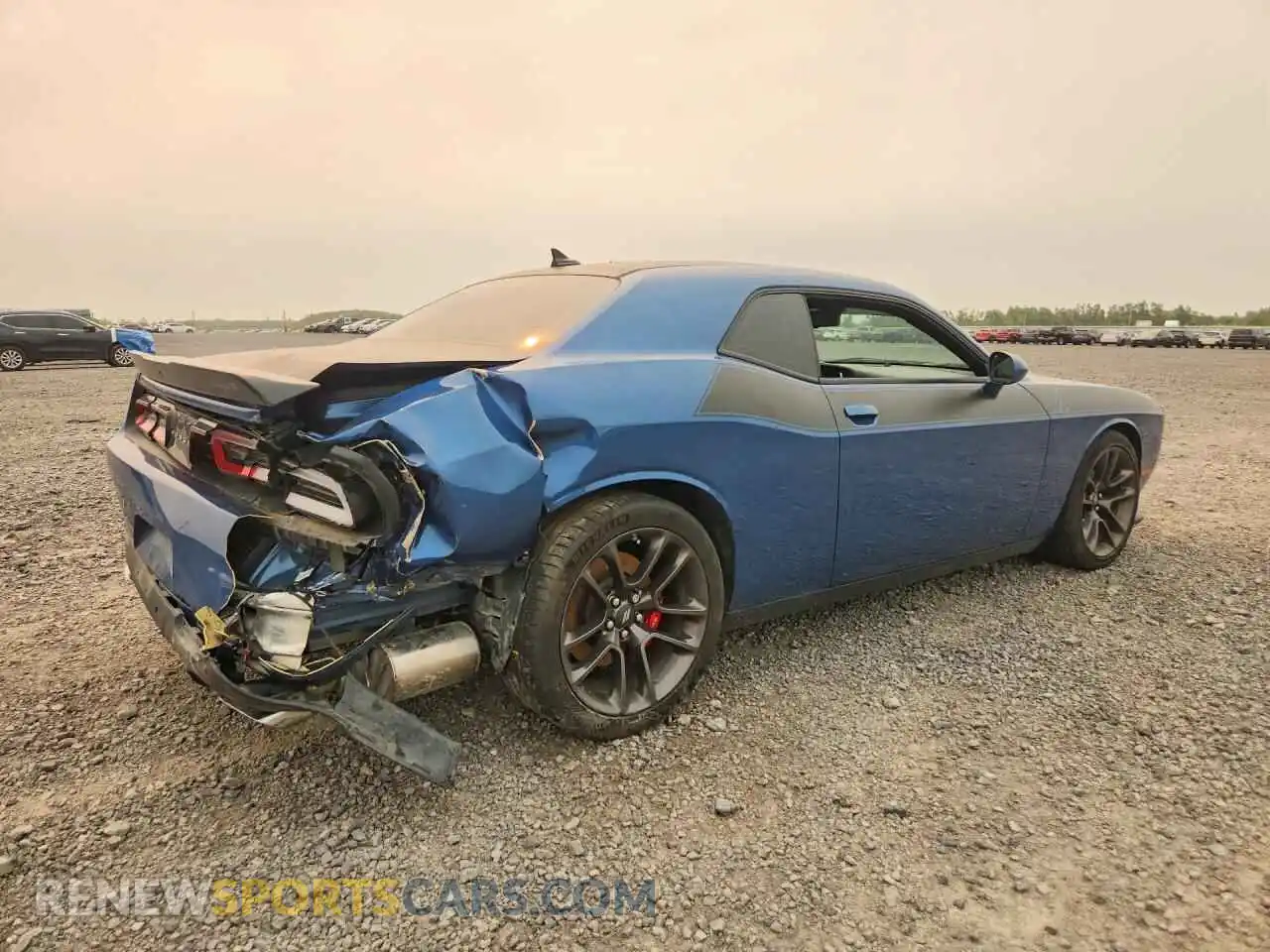 3 Фотография поврежденного автомобиля 2C3CDZBT0NH103343 DODGE CHALLENGER 2022