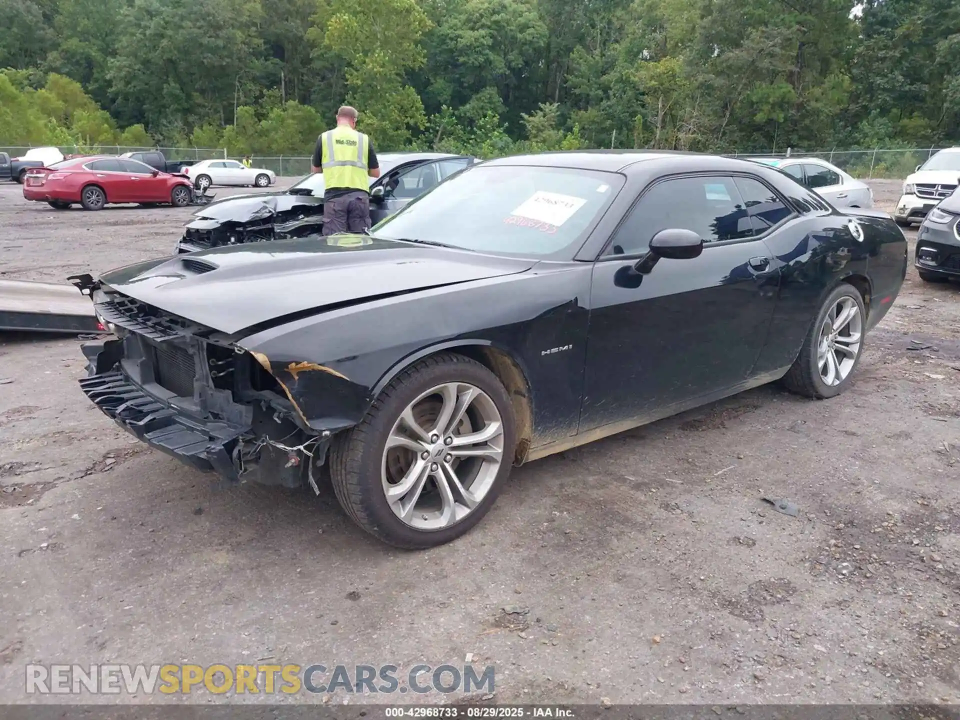 2 fotografías del automóvil dañado 2C3CDZBT0NH174638 DODGE CHALLENGER 2022