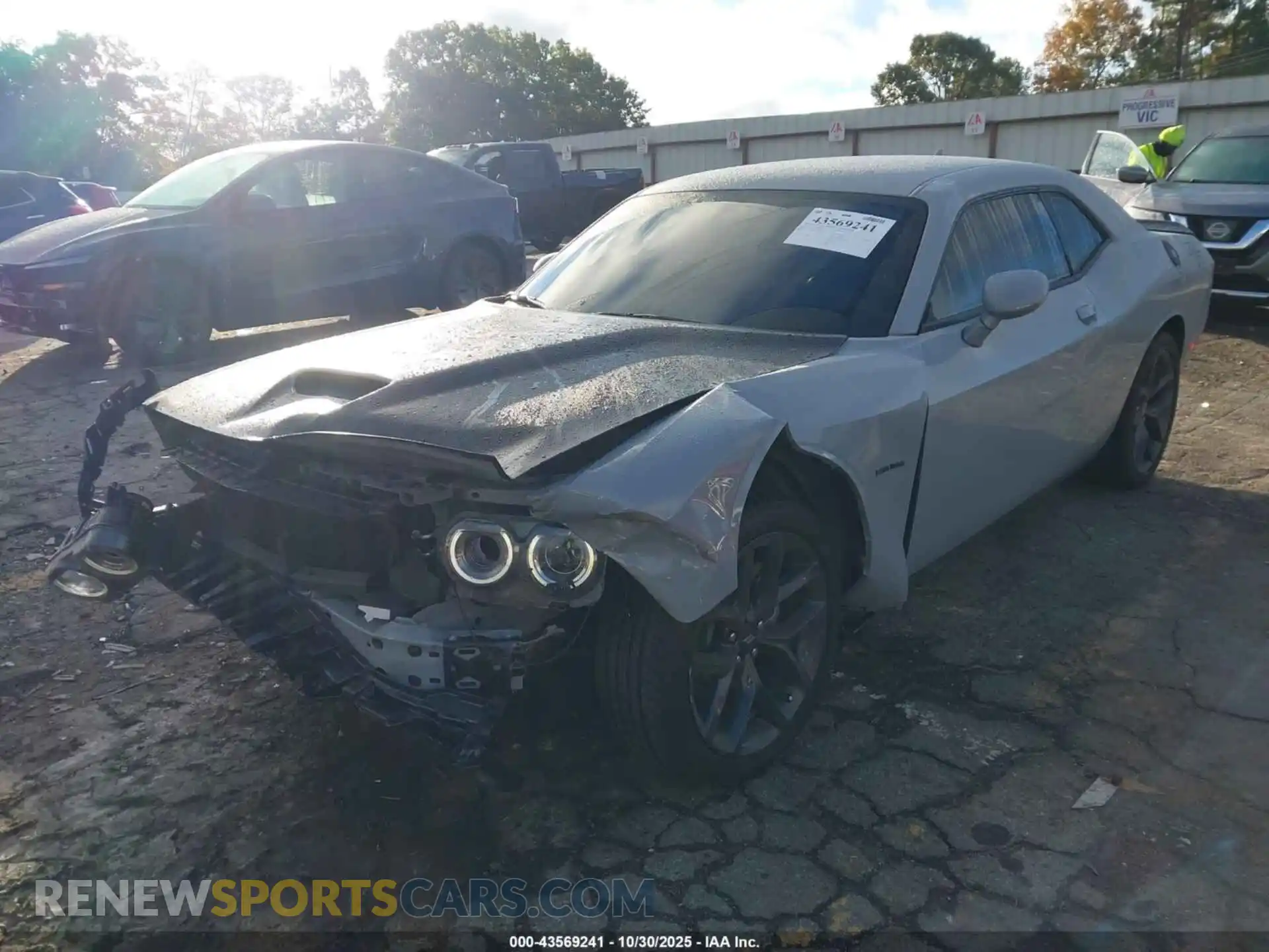 2 Photograph of a damaged car 2C3CDZBT1NH211941 DODGE CHALLENGER 2022