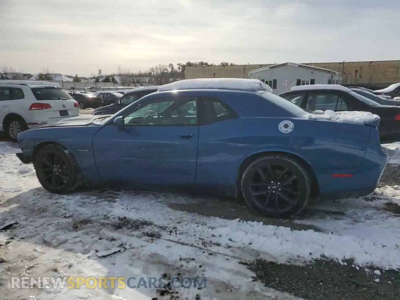 2 Photograph of a damaged car 2C3CDZBT2NH127630 DODGE CHALLENGER 2022