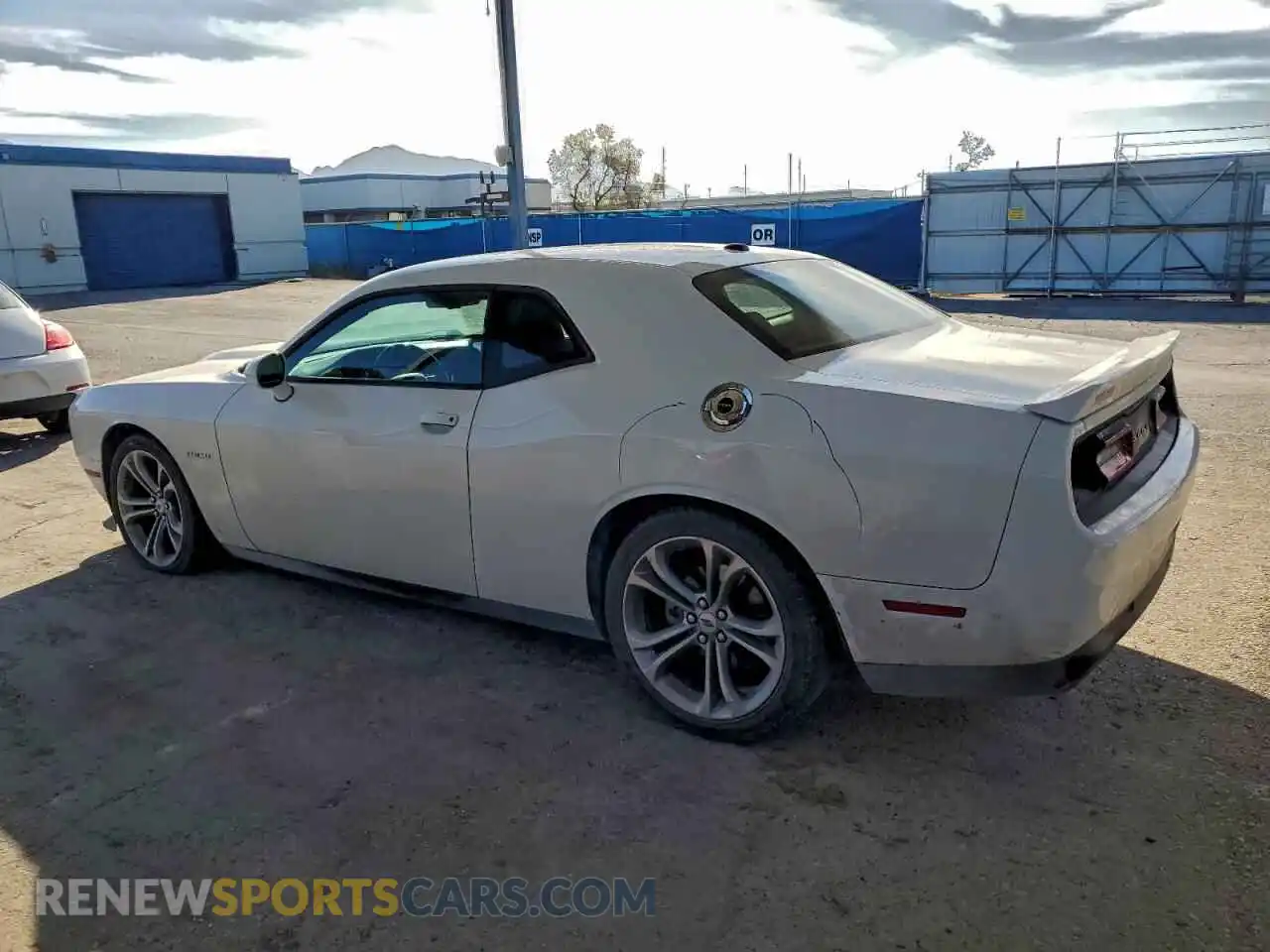 2 Photograph of a damaged car 2C3CDZBT3NH105152 DODGE CHALLENGER 2022