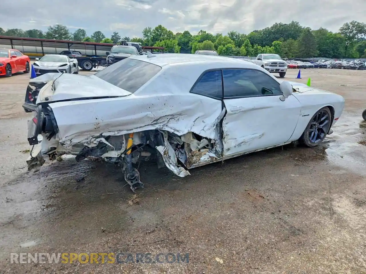 3 Photograph of a damaged car 2C3CDZBT3NH112182 DODGE CHALLENGER 2022