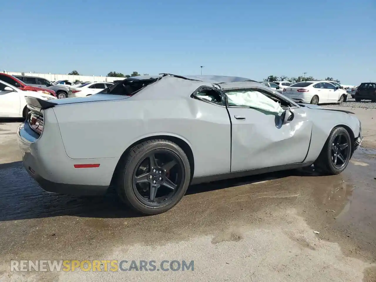 3 Photograph of a damaged car 2C3CDZBT9NH108590 DODGE CHALLENGER 2022