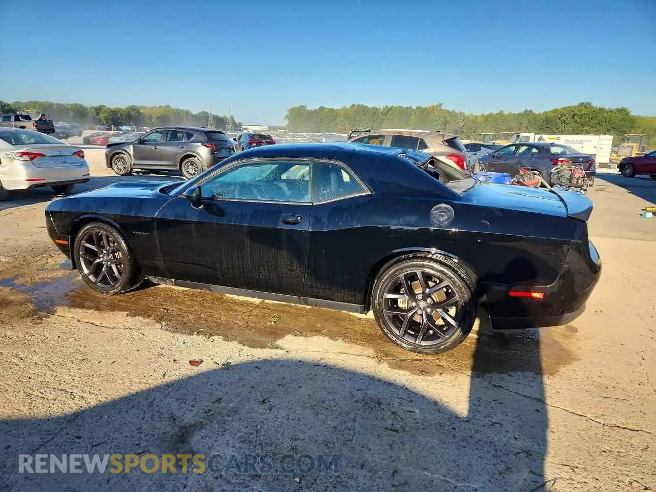 2 Photograph of a damaged car 2C3CDZBTXNH113118 DODGE CHALLENGER 2022