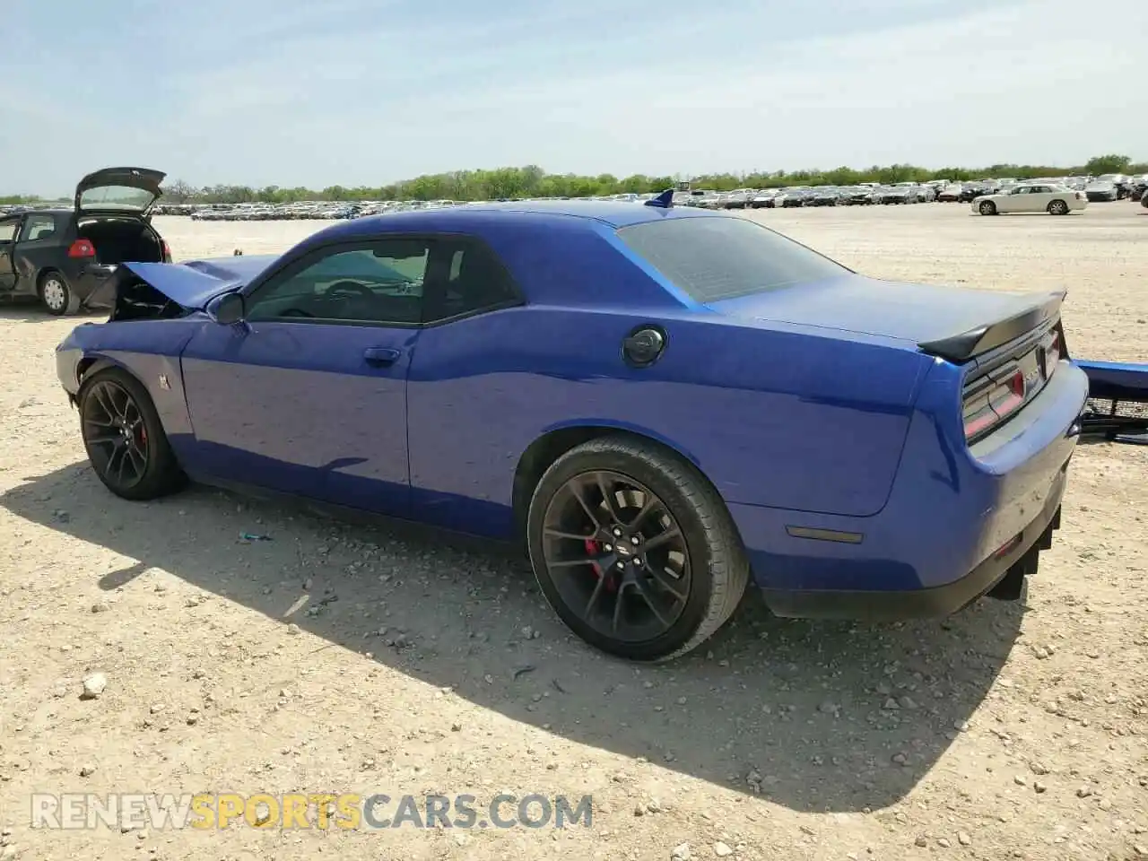 2 Photograph of a damaged car 2C3CDZFJ0NH137064 DODGE CHALLENGER 2022
