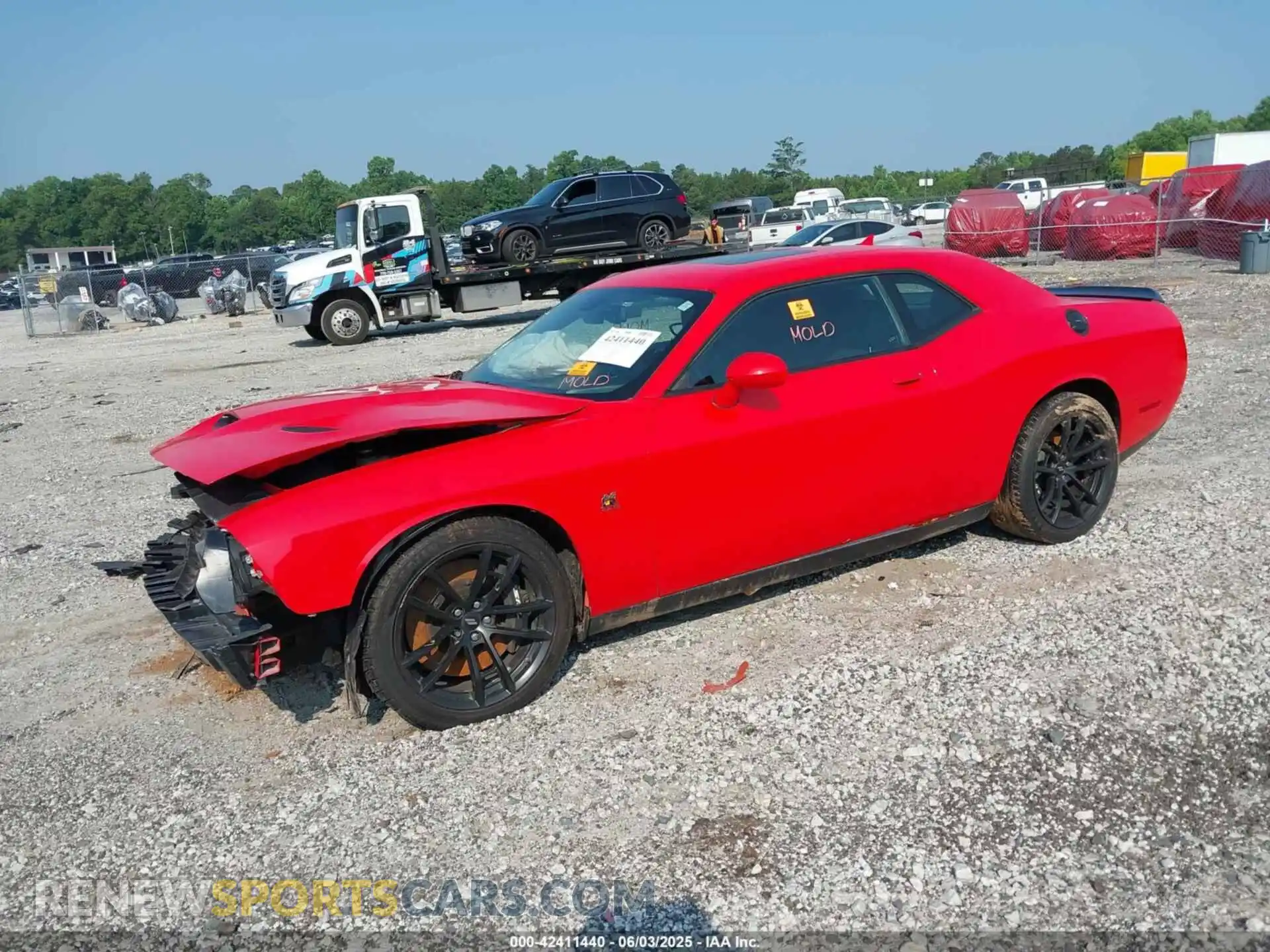 2 Photograph of a damaged car 2C3CDZFJ0NH164541 DODGE CHALLENGER 2022