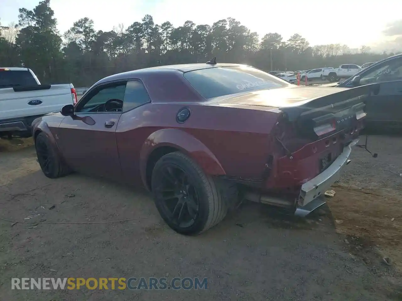2 Photograph of a damaged car 2C3CDZFJ1NH155508 DODGE CHALLENGER 2022