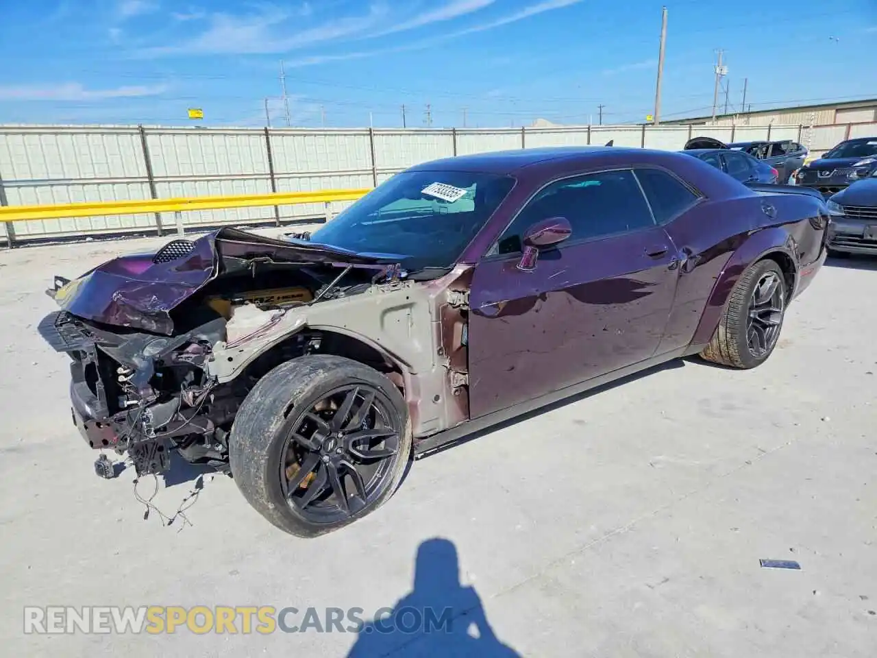 1 Photograph of a damaged car 2C3CDZFJ4NH222263 DODGE CHALLENGER 2022