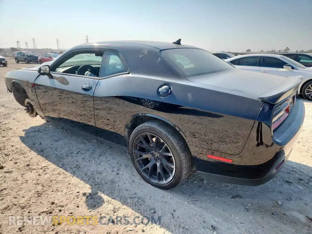 2 Photograph of a damaged car 2C3CDZFJ4NH226930 DODGE CHALLENGER 2022