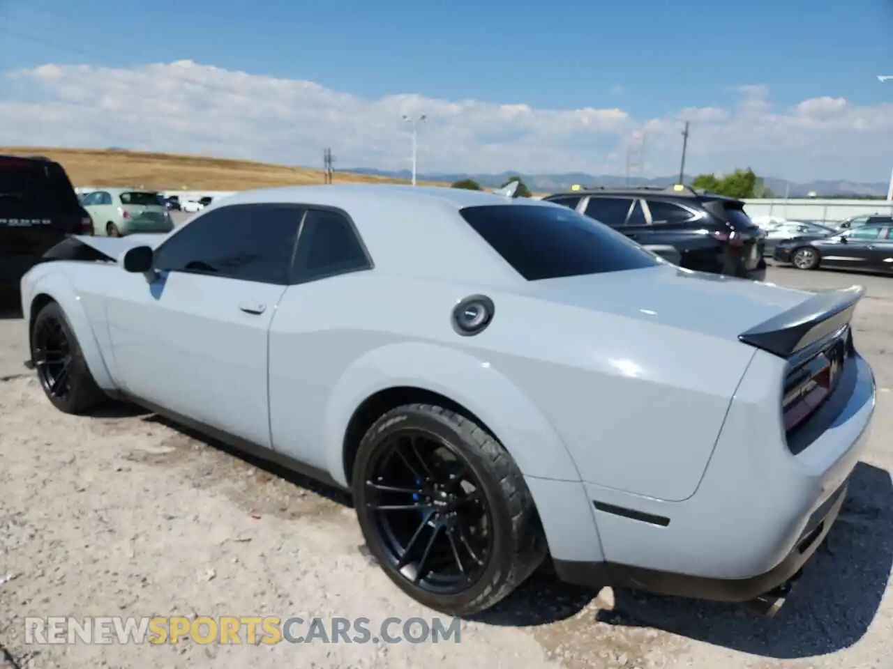 2 Photograph of a damaged car 2C3CDZFJ6NH108958 DODGE CHALLENGER 2022