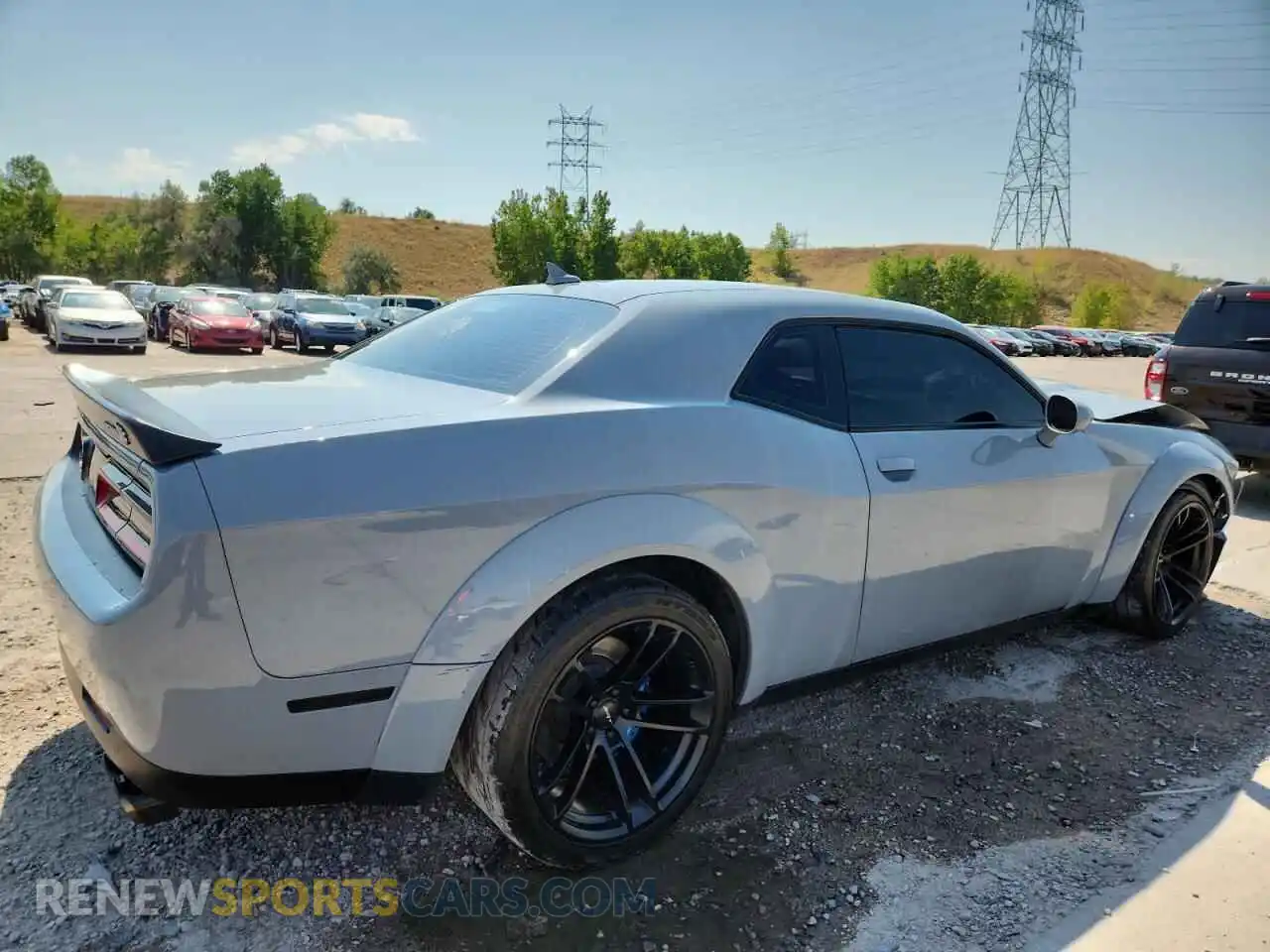 3 Photograph of a damaged car 2C3CDZFJ6NH108958 DODGE CHALLENGER 2022