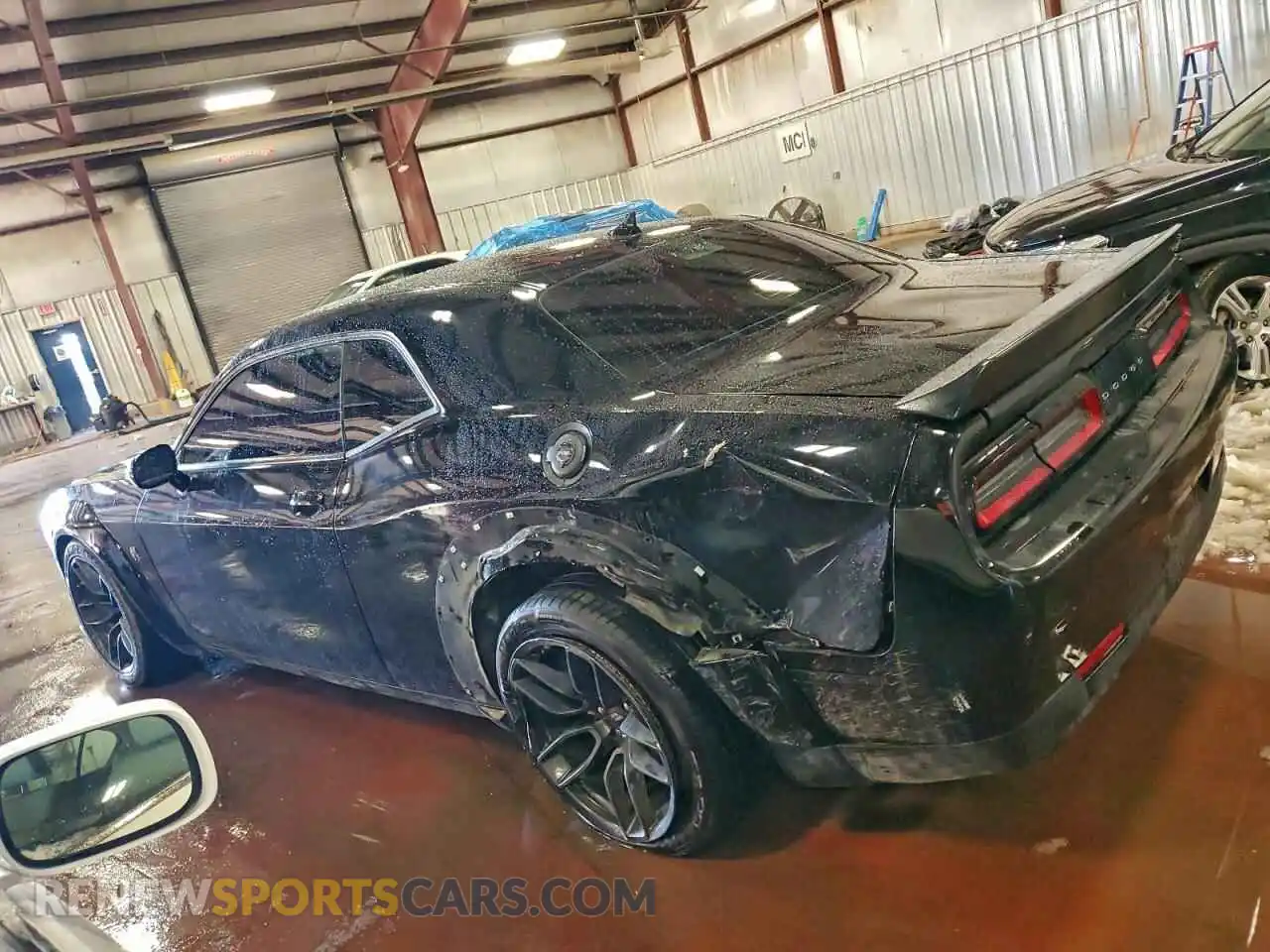 2 Photograph of a damaged car 2C3CDZFJ6NH226265 DODGE CHALLENGER 2022