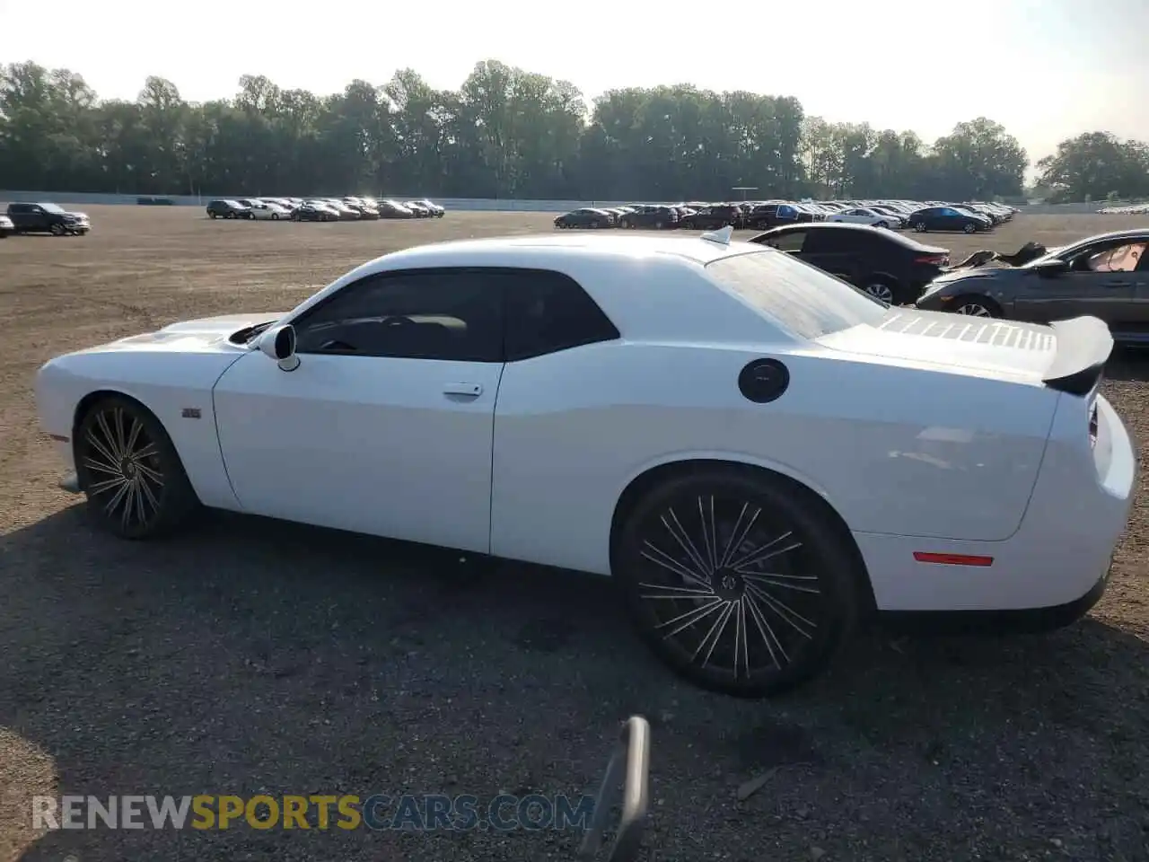 2 Photograph of a damaged car 2C3CDZFJ6NH242448 DODGE CHALLENGER 2022