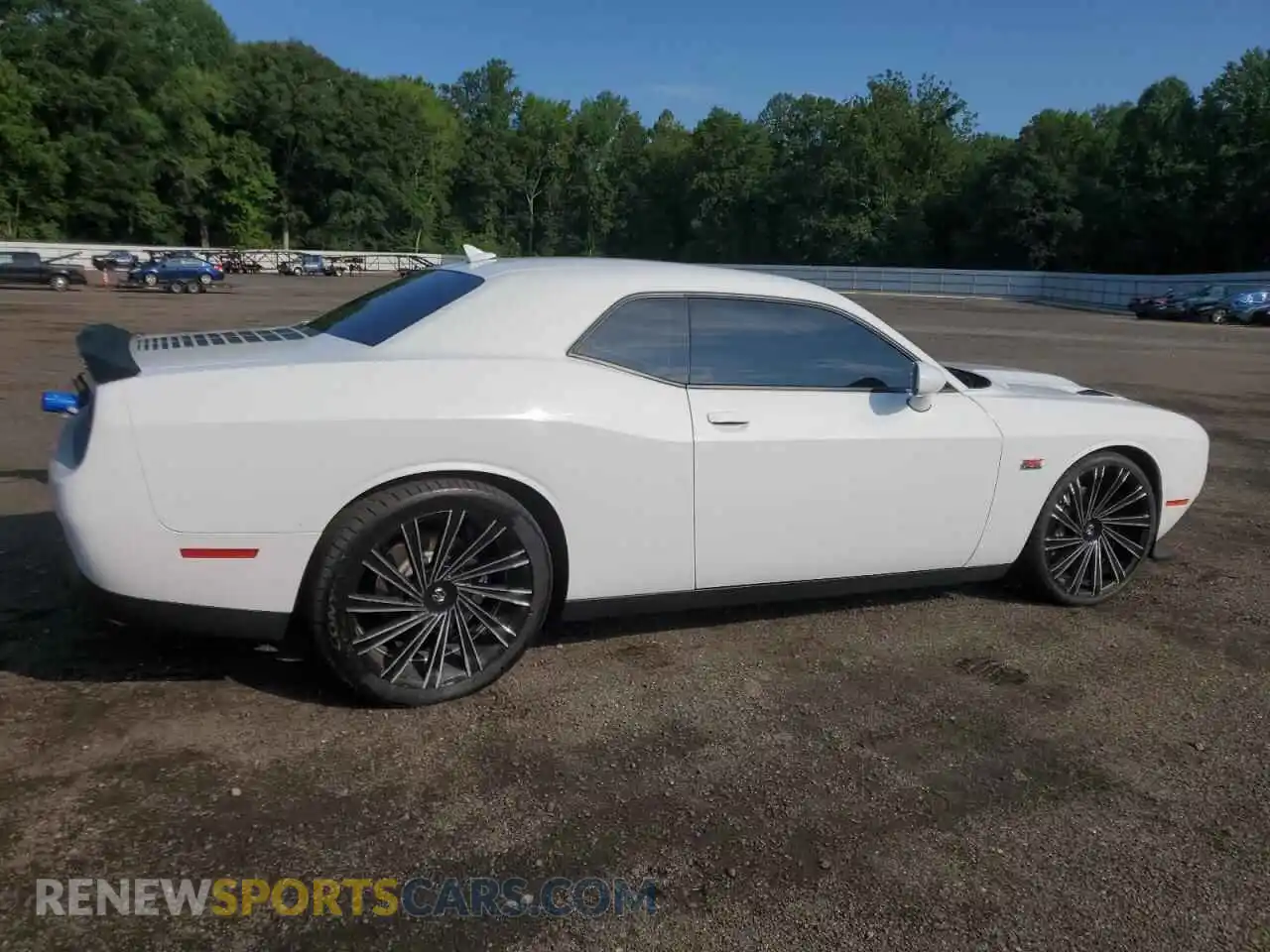 3 Photograph of a damaged car 2C3CDZFJ6NH242448 DODGE CHALLENGER 2022