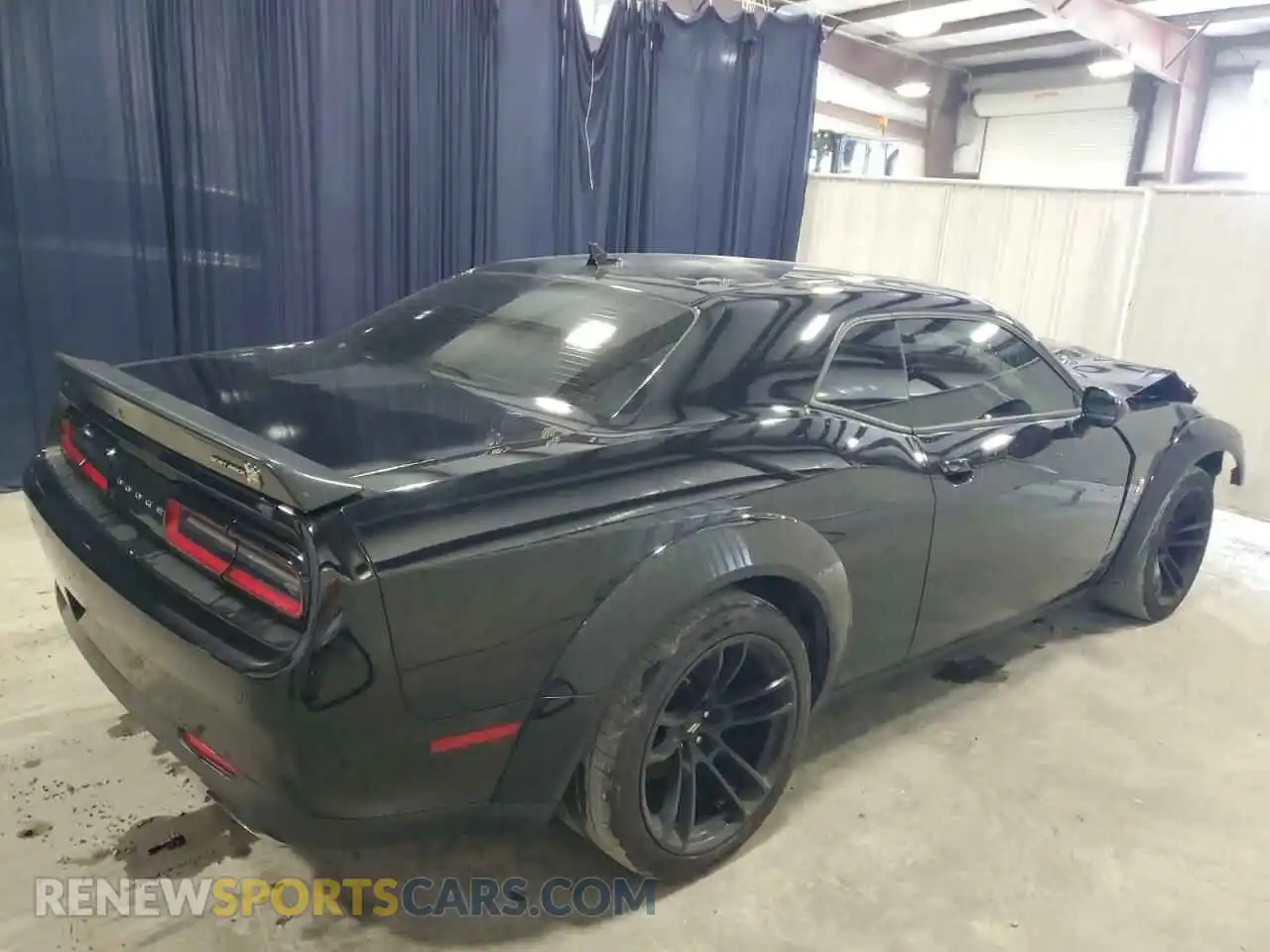 3 Photograph of a damaged car 2C3CDZFJXNH112401 DODGE CHALLENGER 2022