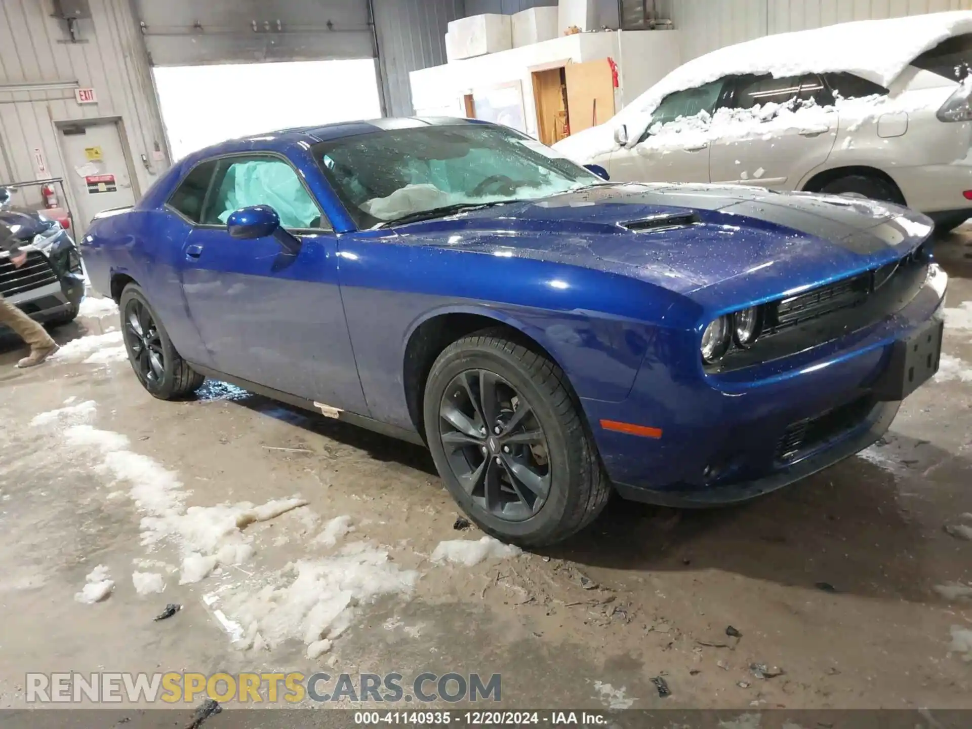 1 Photograph of a damaged car 2C3CDZGG2NH219414 DODGE CHALLENGER 2022