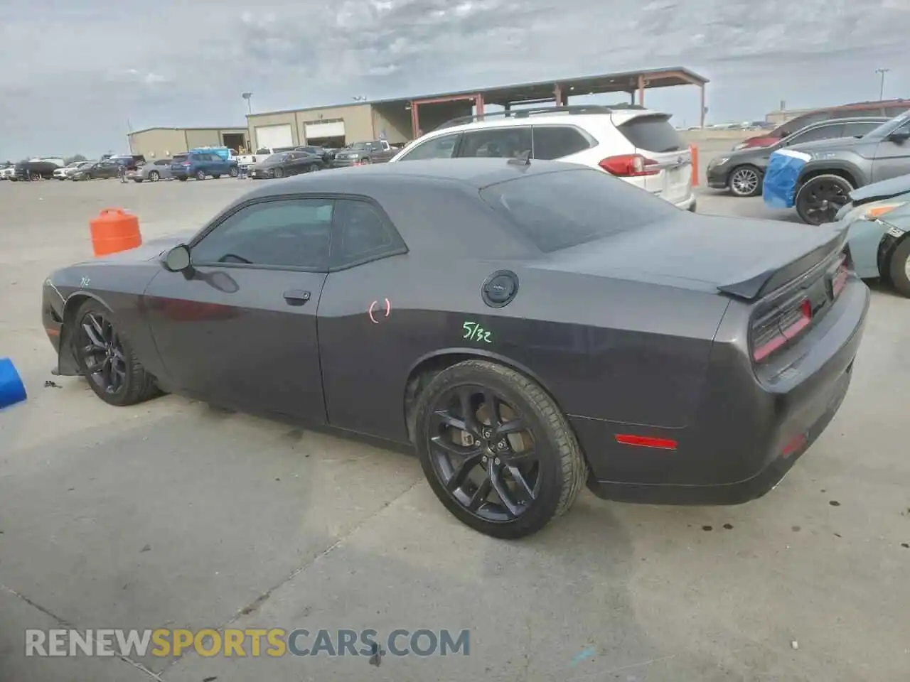 2 Photograph of a damaged car 2C3CDZJG0NH226919 DODGE CHALLENGER 2022