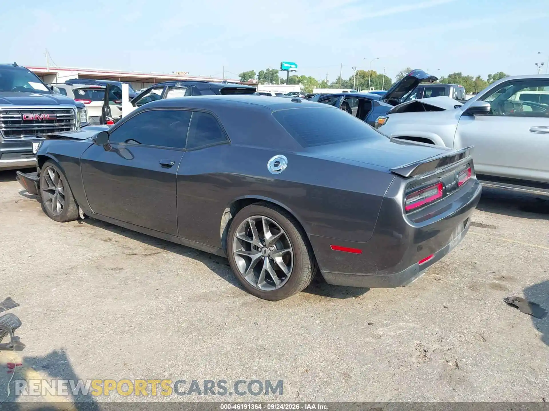 3 Photograph of a damaged car 2C3CDZJG0NH230100 DODGE CHALLENGER 2022
