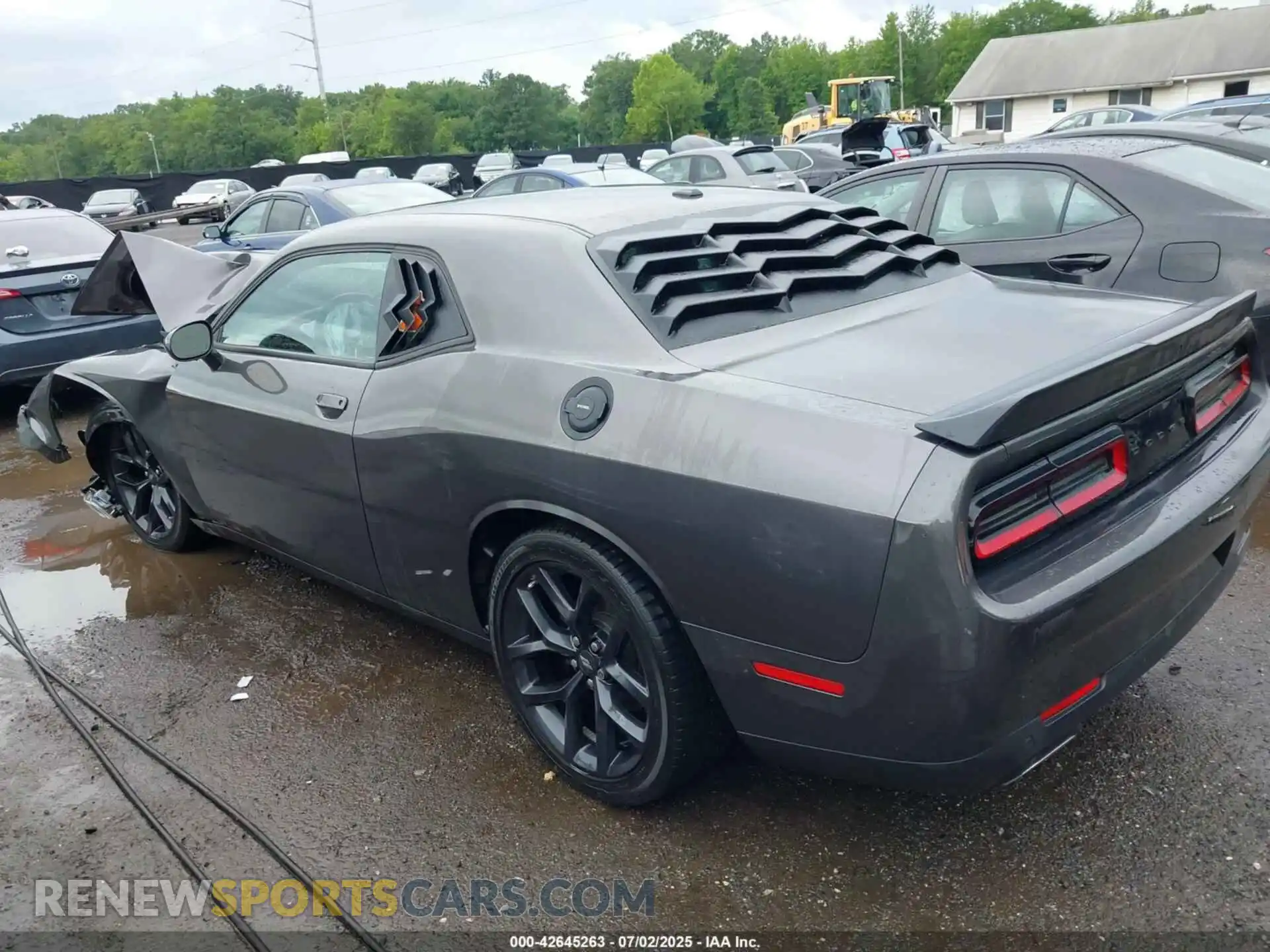 3 Photograph of a damaged car 2C3CDZJG1NH188097 DODGE CHALLENGER 2022