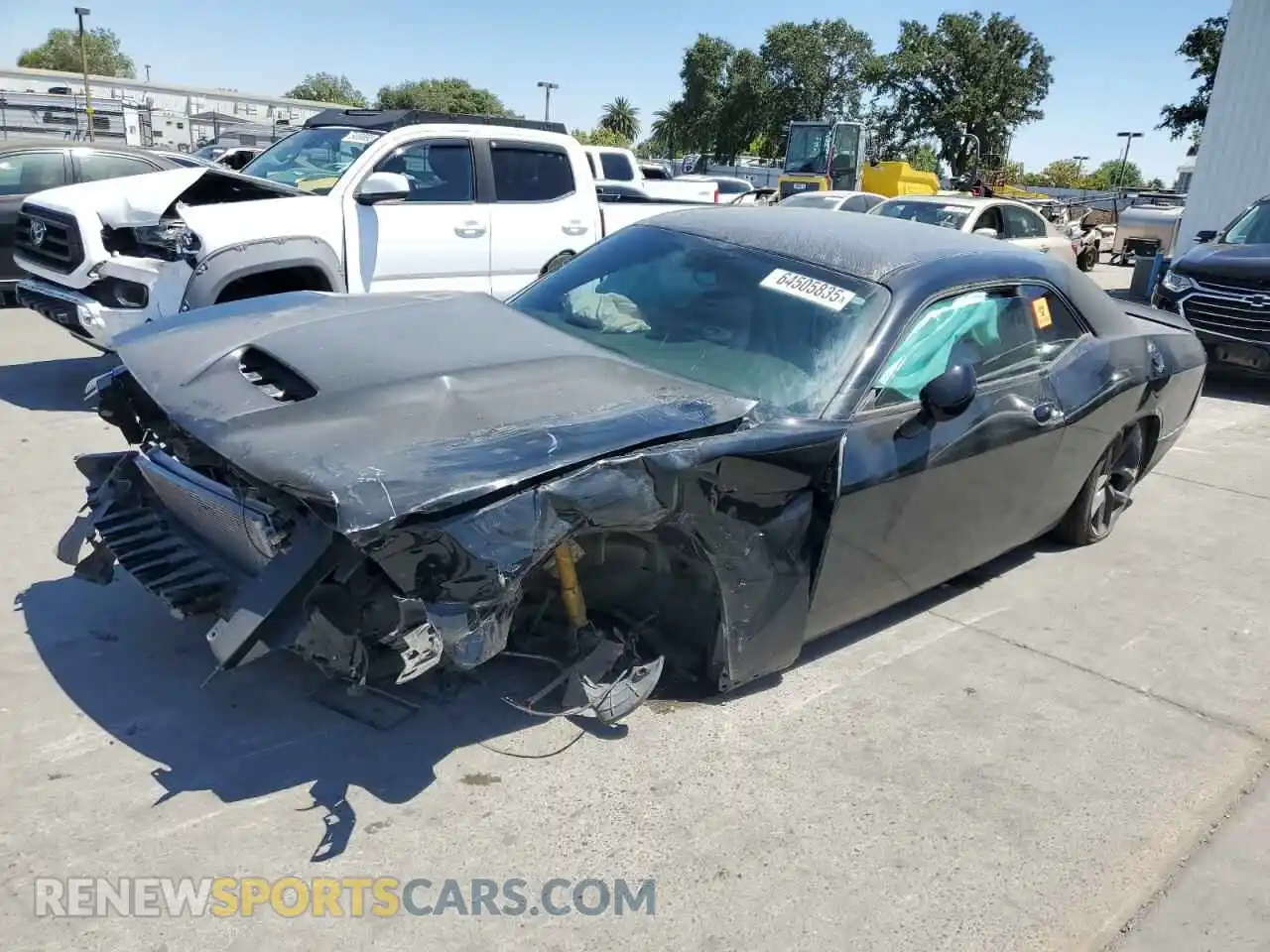 1 Photograph of a damaged car 2C3CDZJG2NH160017 DODGE CHALLENGER 2022