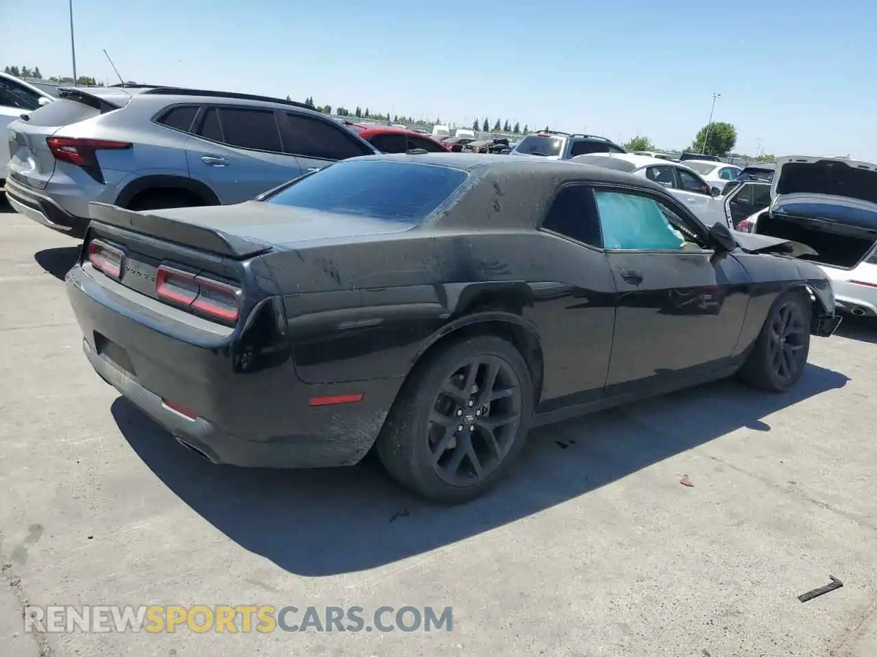 3 Photograph of a damaged car 2C3CDZJG2NH160017 DODGE CHALLENGER 2022