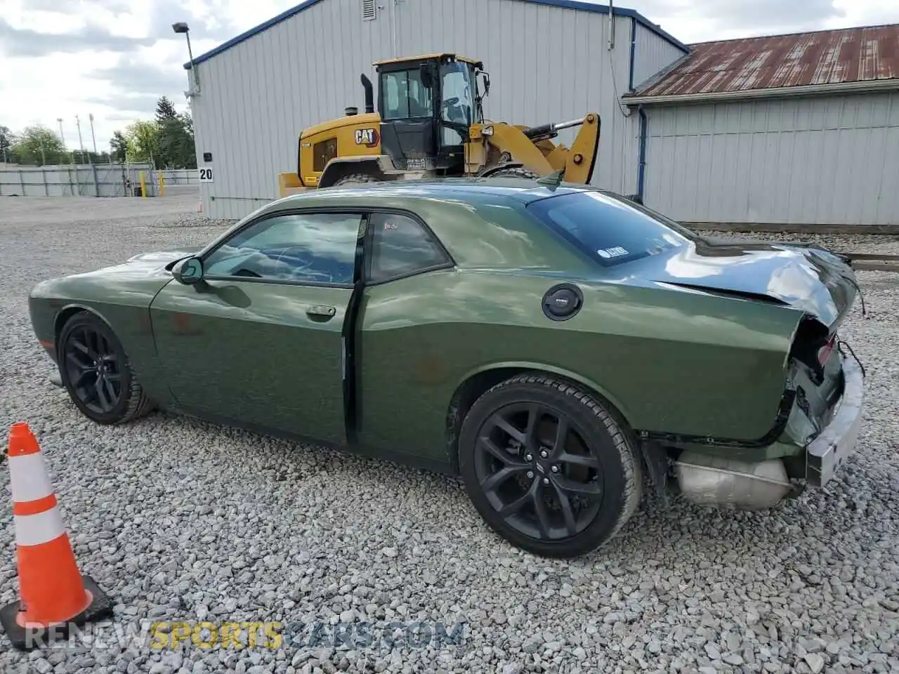 2 Photograph of a damaged car 2C3CDZJG3NH105768 DODGE CHALLENGER 2022