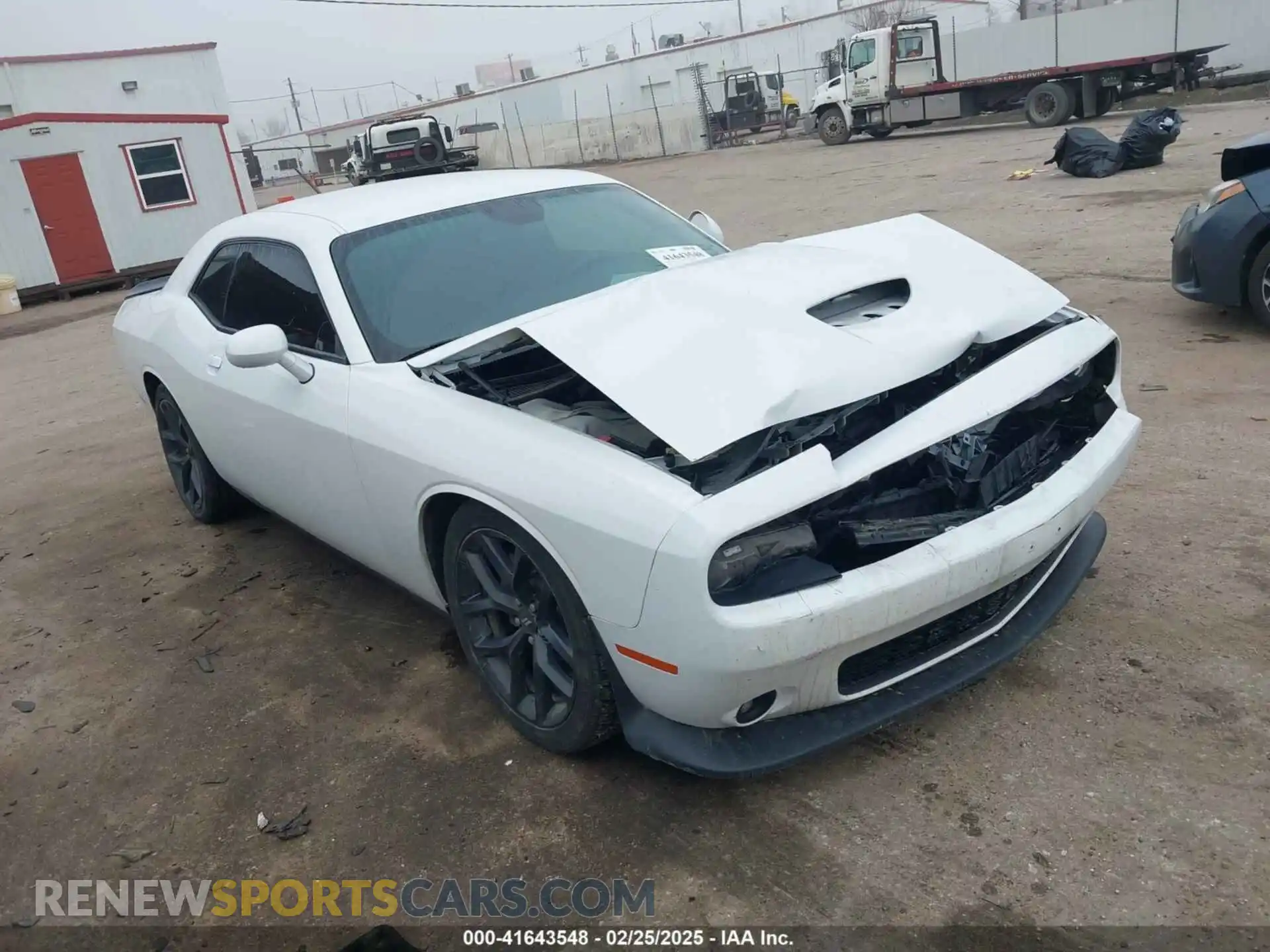 1 Photograph of a damaged car 2C3CDZJG3NH137247 DODGE CHALLENGER 2022