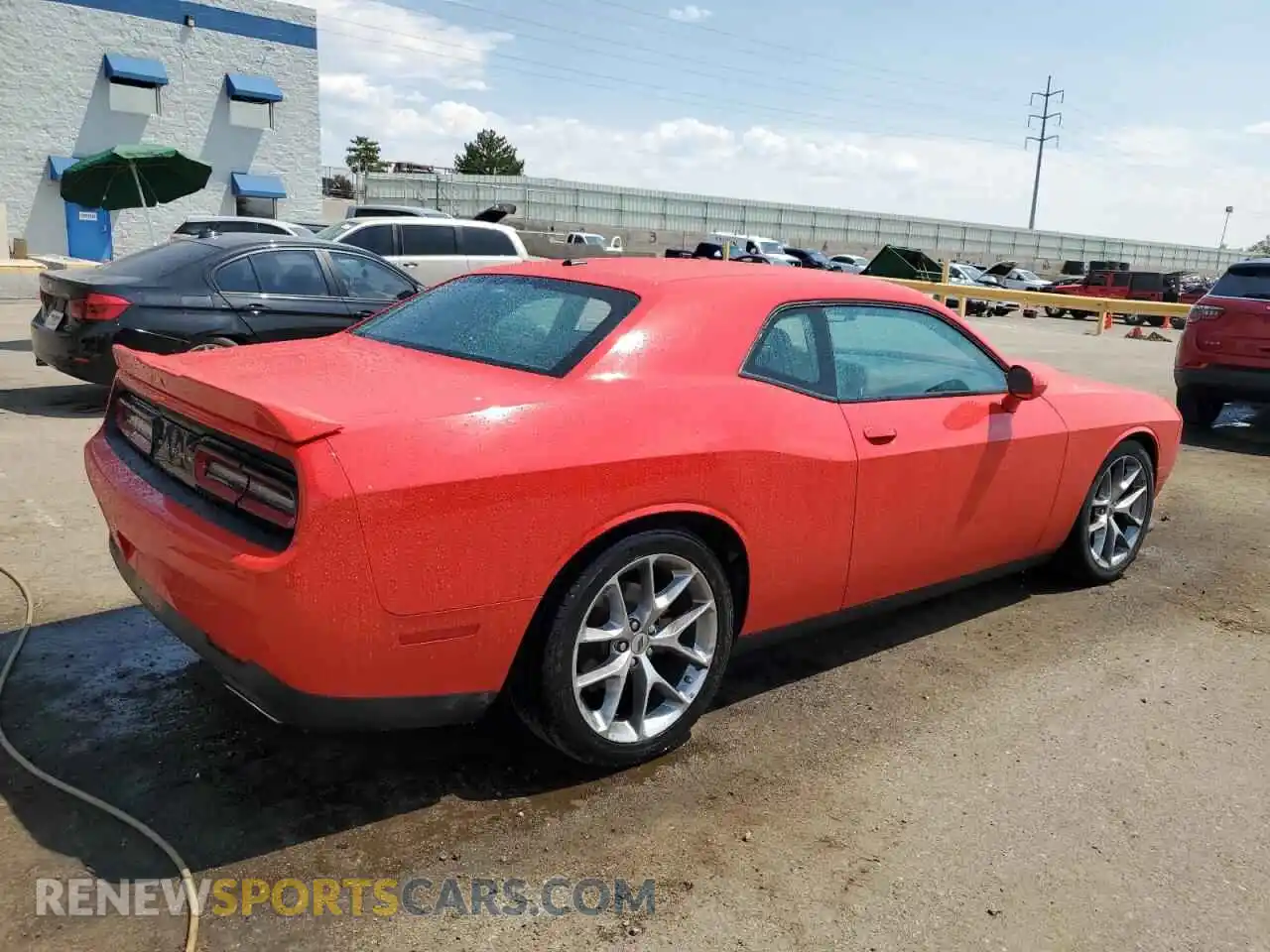 3 Photograph of a damaged car 2C3CDZJG3NH211265 DODGE CHALLENGER 2022