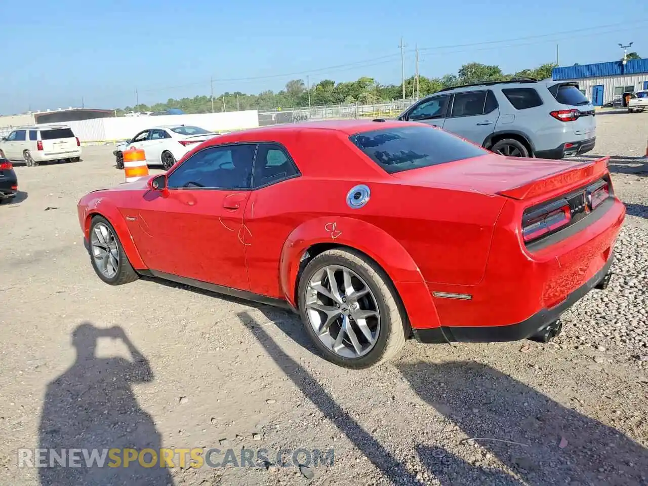 2 fotografías del automóvil dañado 2C3CDZJG3NH226459 DODGE CHALLENGER 2022