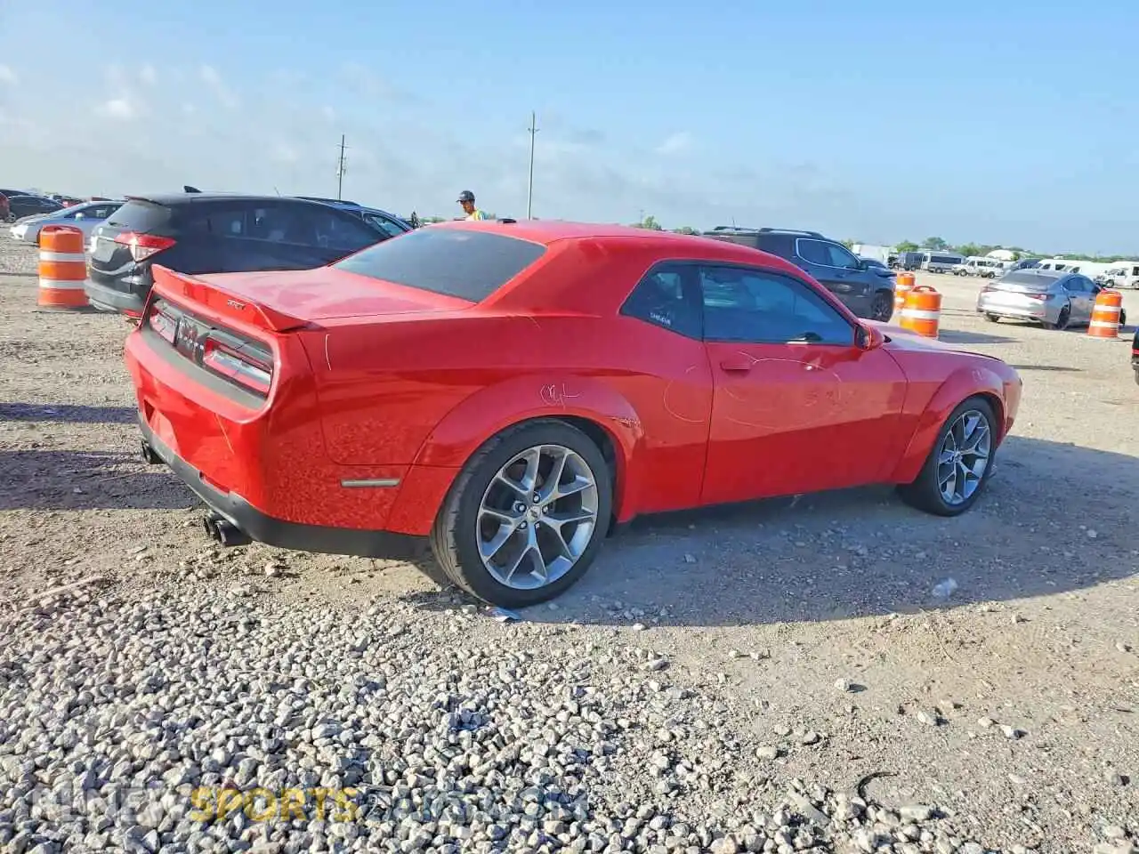 3 fotografías del automóvil dañado 2C3CDZJG3NH226459 DODGE CHALLENGER 2022