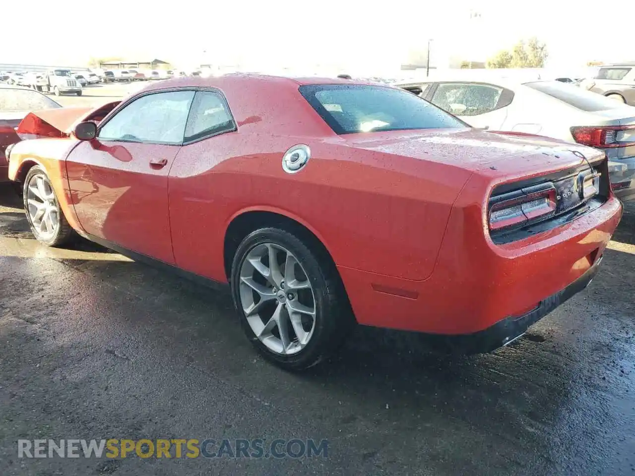2 Photograph of a damaged car 2C3CDZJG3NH233170 DODGE CHALLENGER 2022