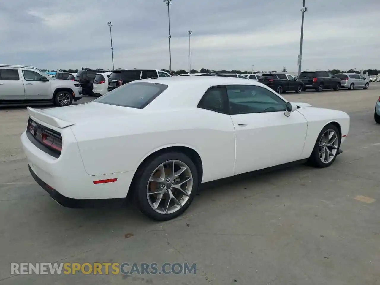 3 Photograph of a damaged car 2C3CDZJG5NH214796 DODGE CHALLENGER 2022