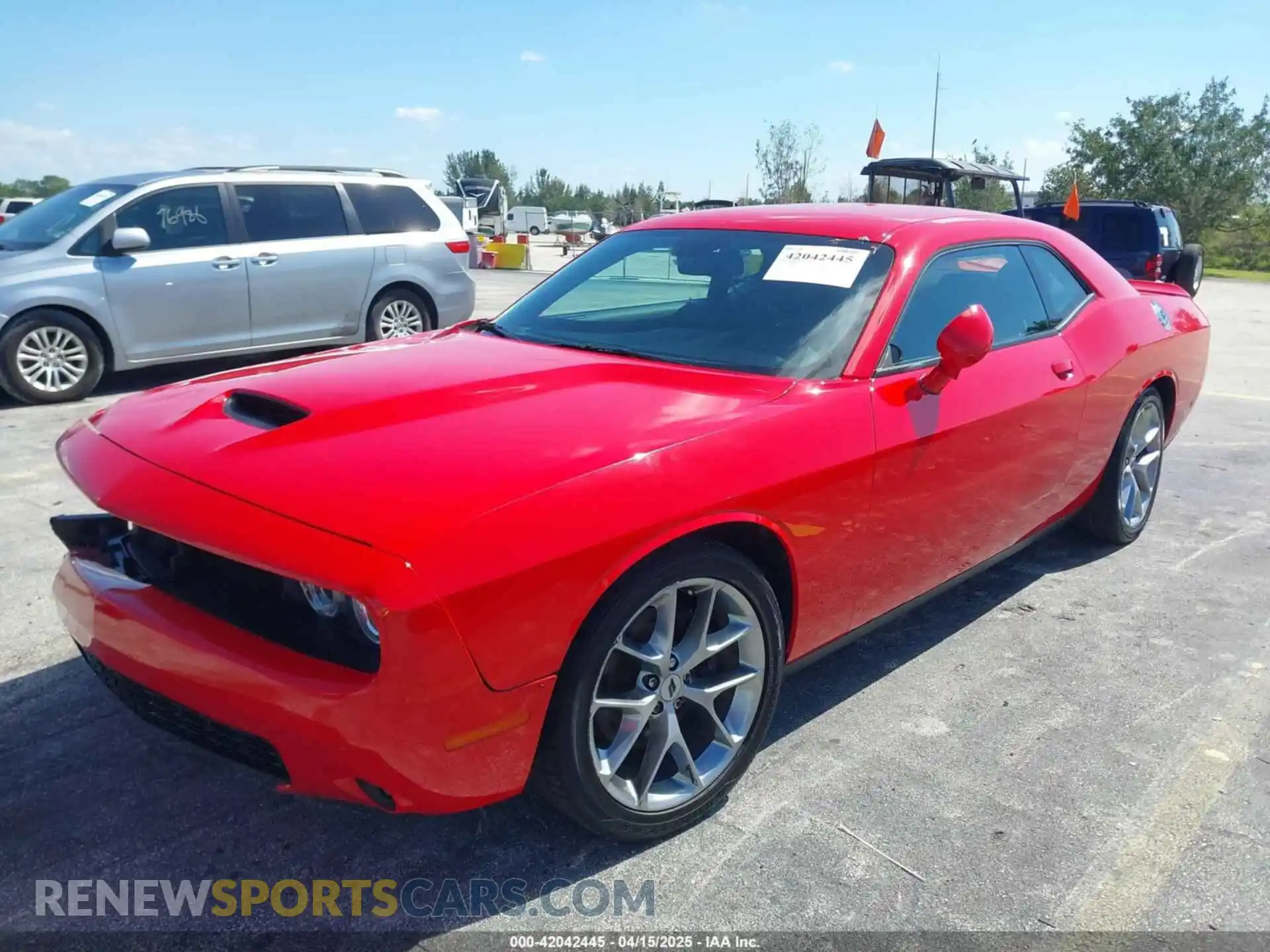 2 Photograph of a damaged car 2C3CDZJG5NH249578 DODGE CHALLENGER 2022
