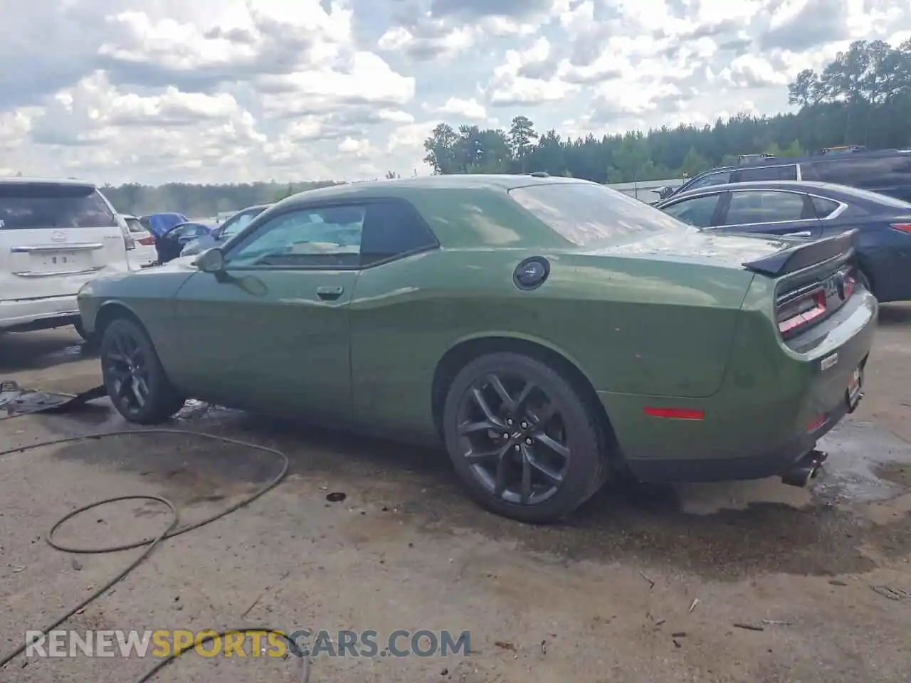 2 Photograph of a damaged car 2C3CDZJG7NH108687 DODGE CHALLENGER 2022