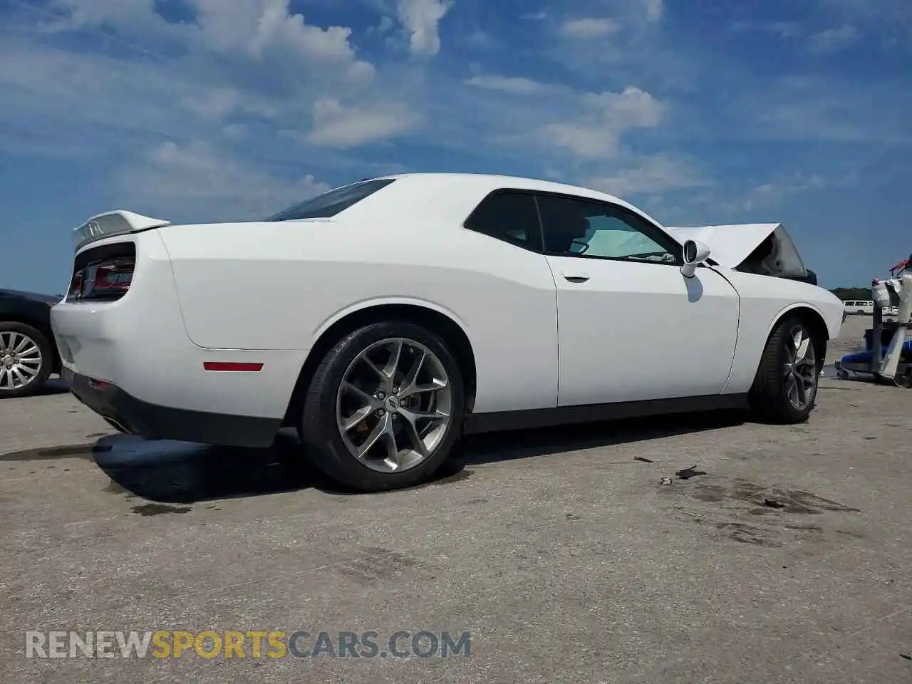 3 Photograph of a damaged car 2C3CDZJG7NH260355 DODGE CHALLENGER 2022