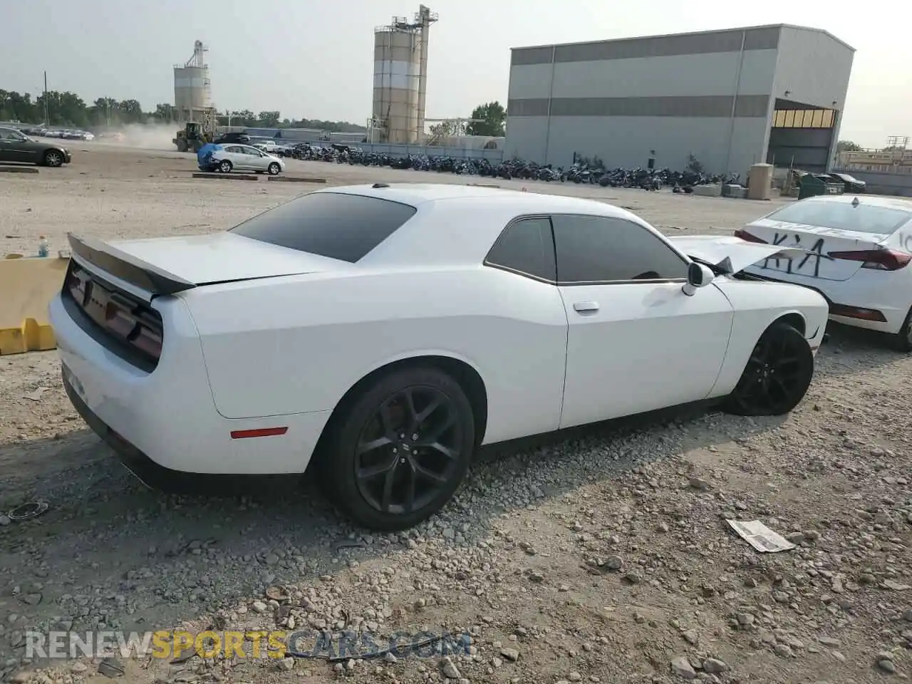 3 Photograph of a damaged car 2C3CDZJG8NH144226 DODGE CHALLENGER 2022