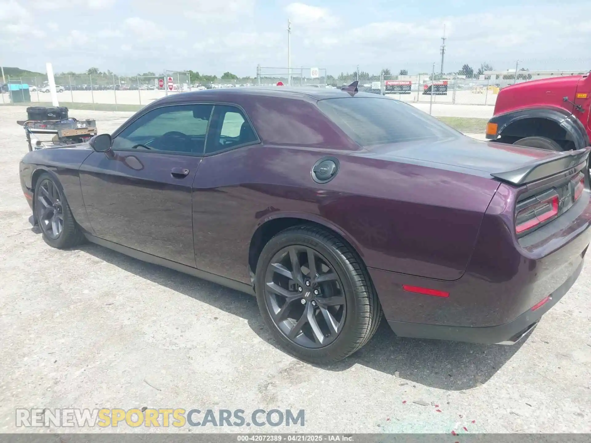 3 Photograph of a damaged car 2C3CDZJG8NH226859 DODGE CHALLENGER 2022