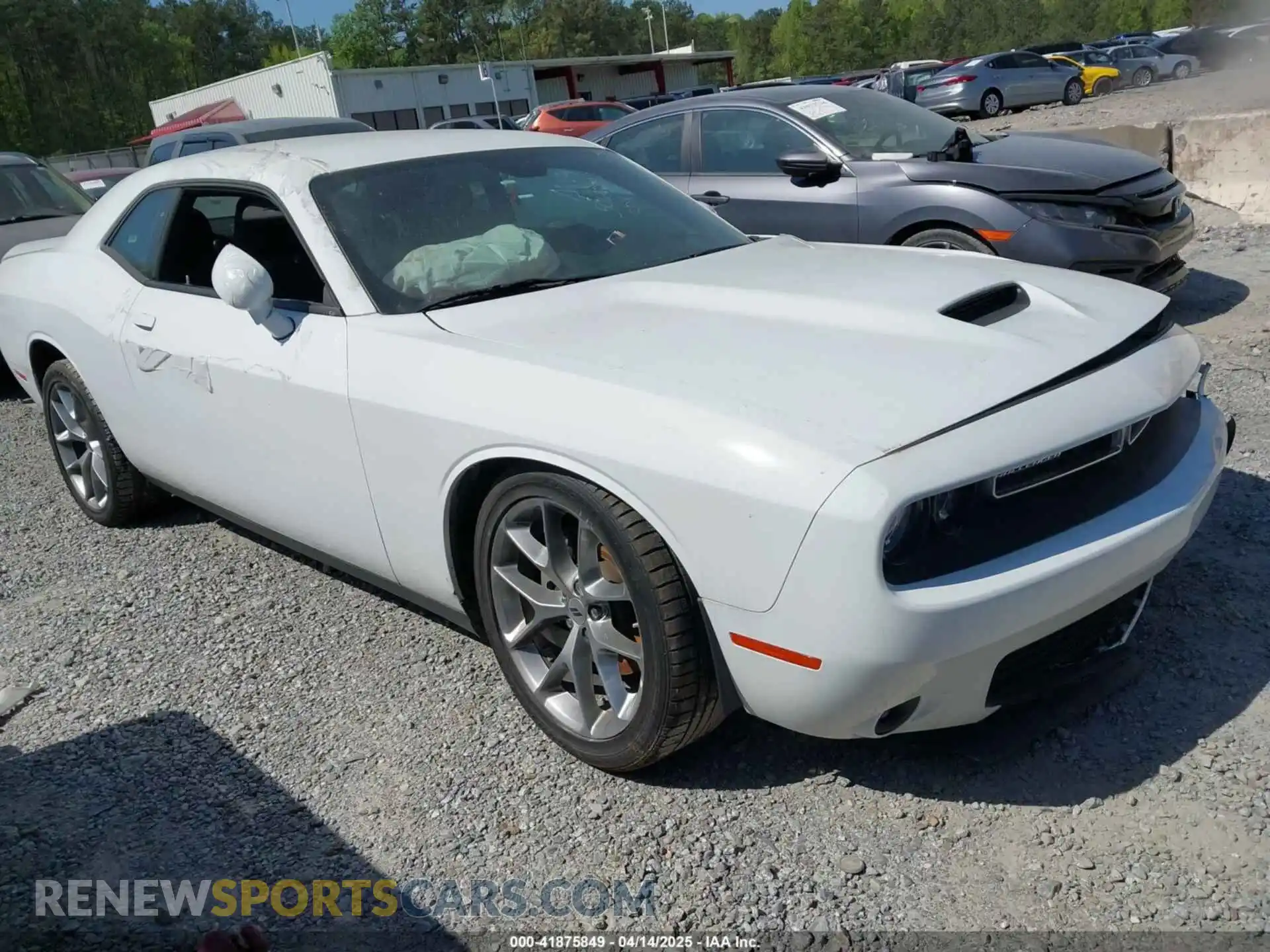 1 Photograph of a damaged car 2C3CDZJG9NH237465 DODGE CHALLENGER 2022