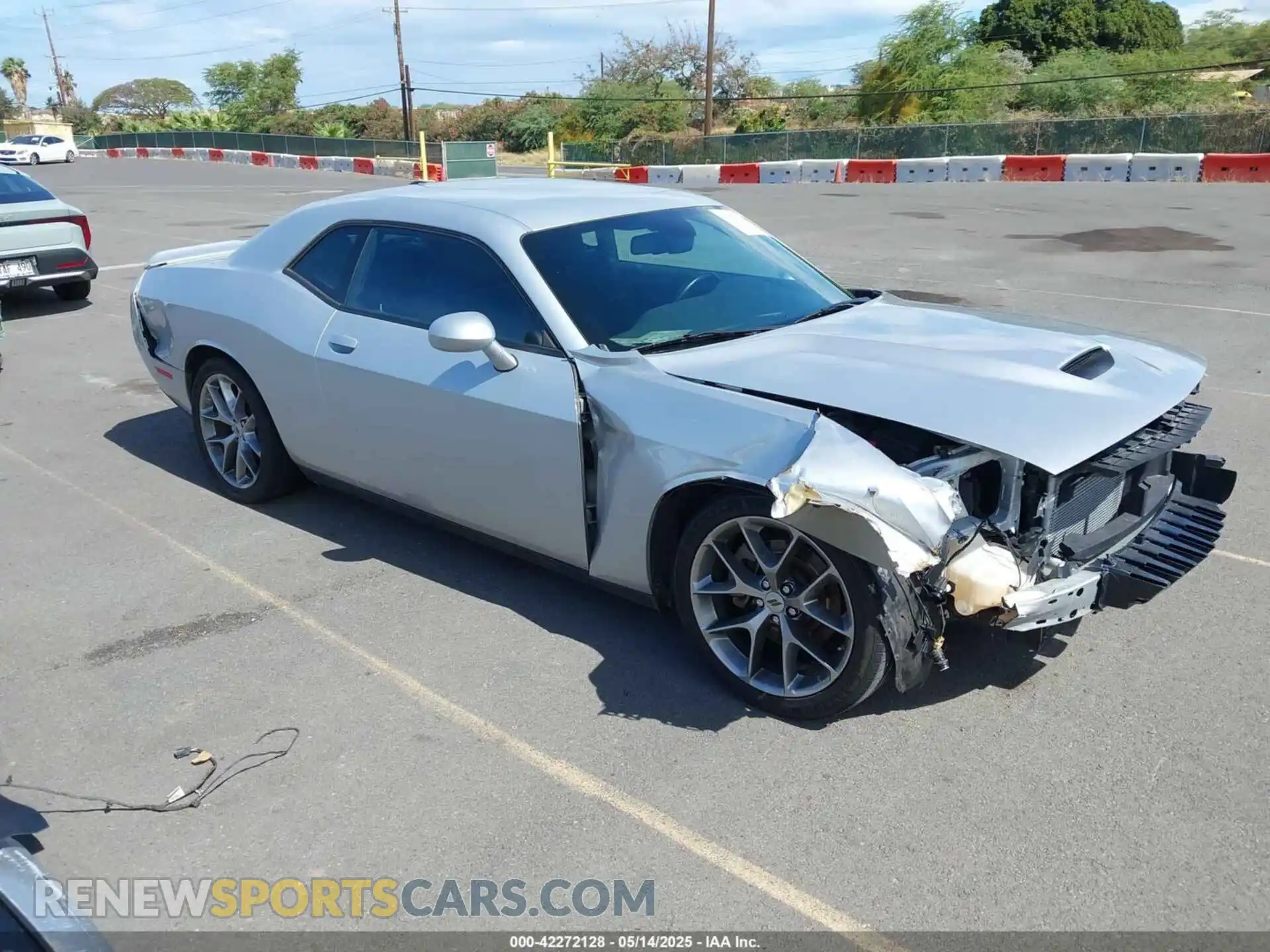1 Photograph of a damaged car 2C3CDZJGXNH233246 DODGE CHALLENGER 2022