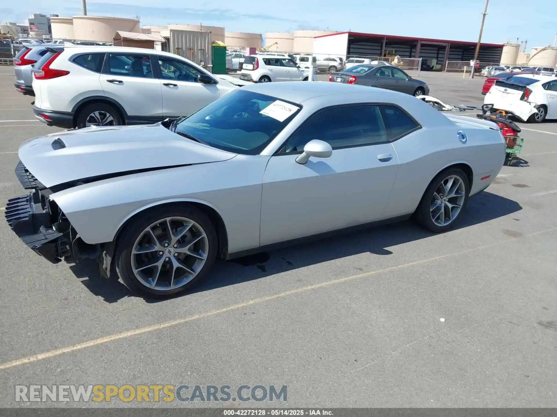 2 Photograph of a damaged car 2C3CDZJGXNH233246 DODGE CHALLENGER 2022